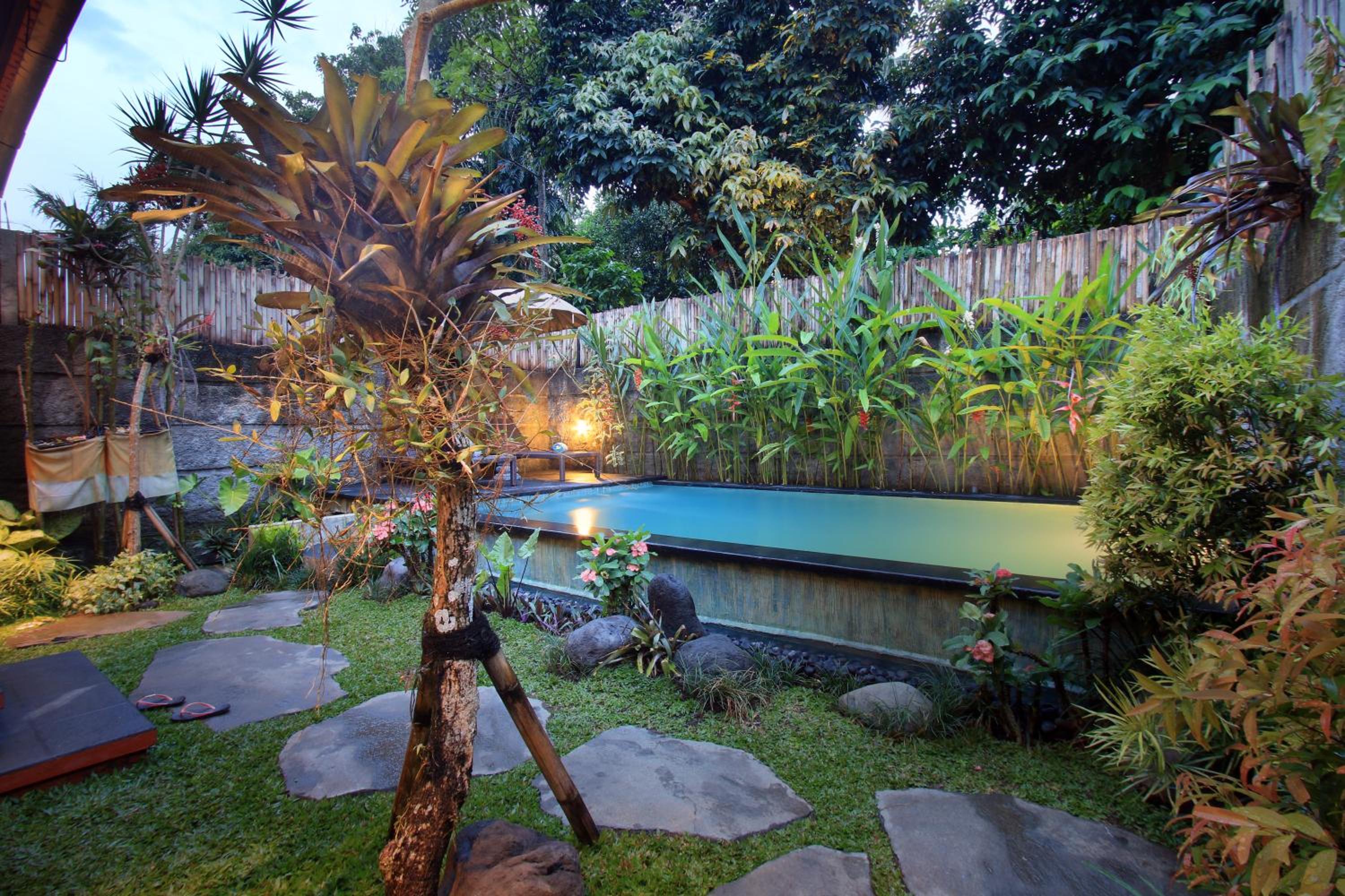 Villa with Private Pool - Photo 22