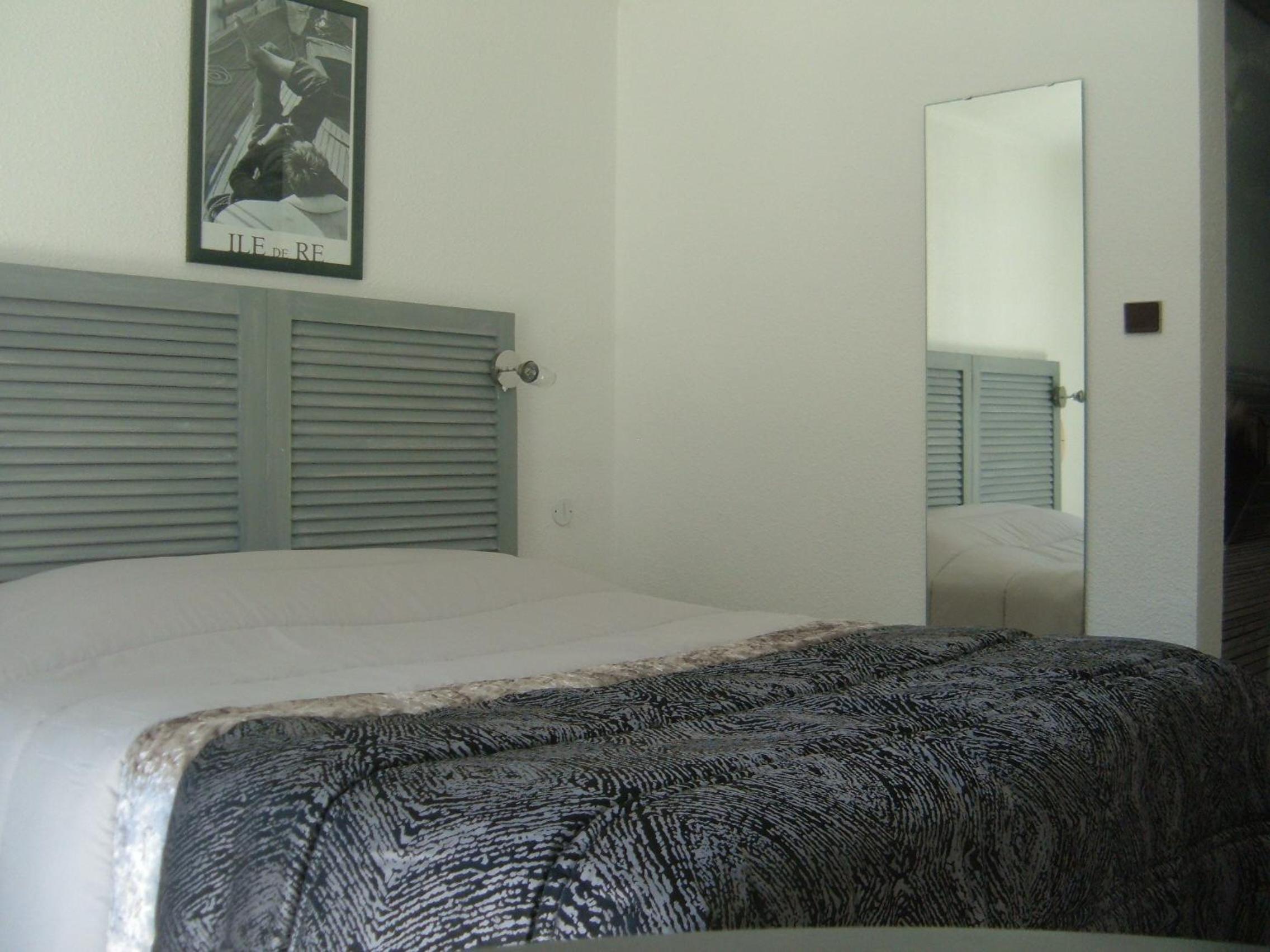 Double Room with Terrace and Spa Bath photo 1