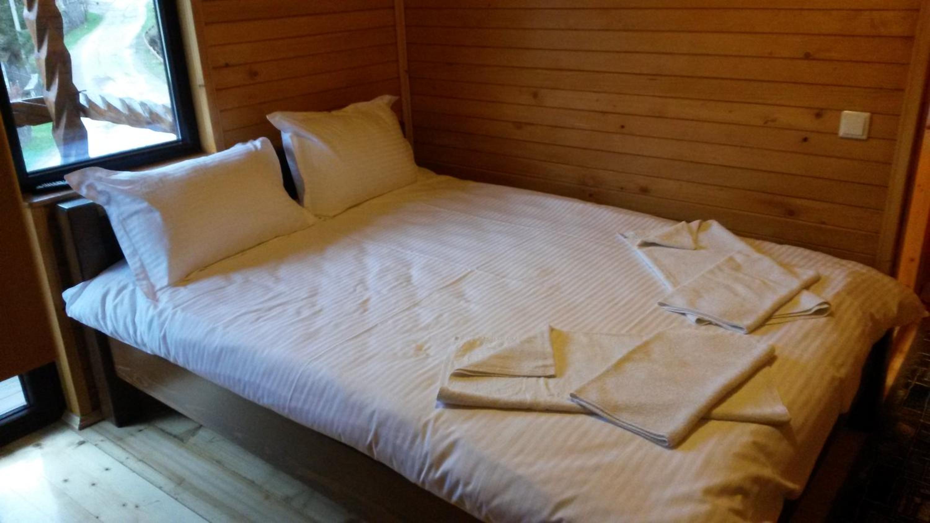Quadruple Room with Mountain View - Photo 9