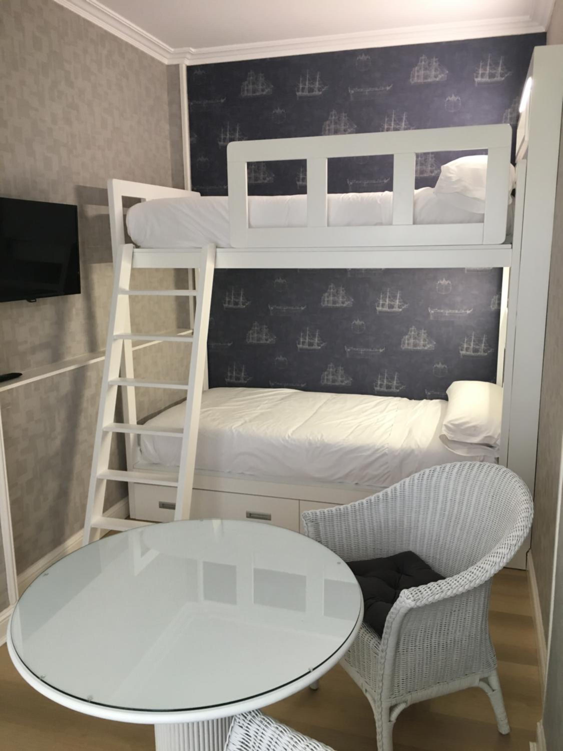 Habitación Familiar (2 Adultos + 2 Niños)