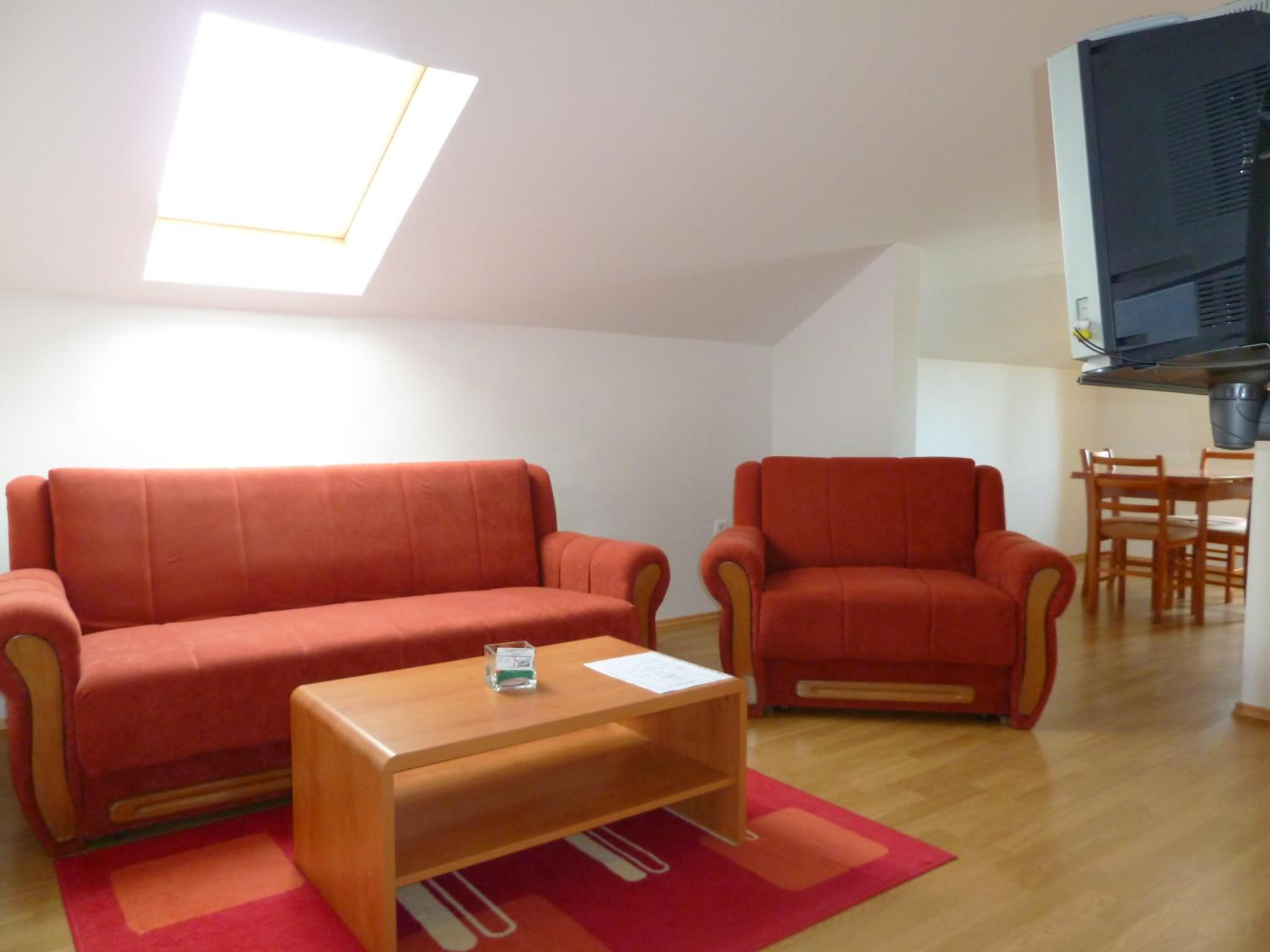 Apartment photo 3