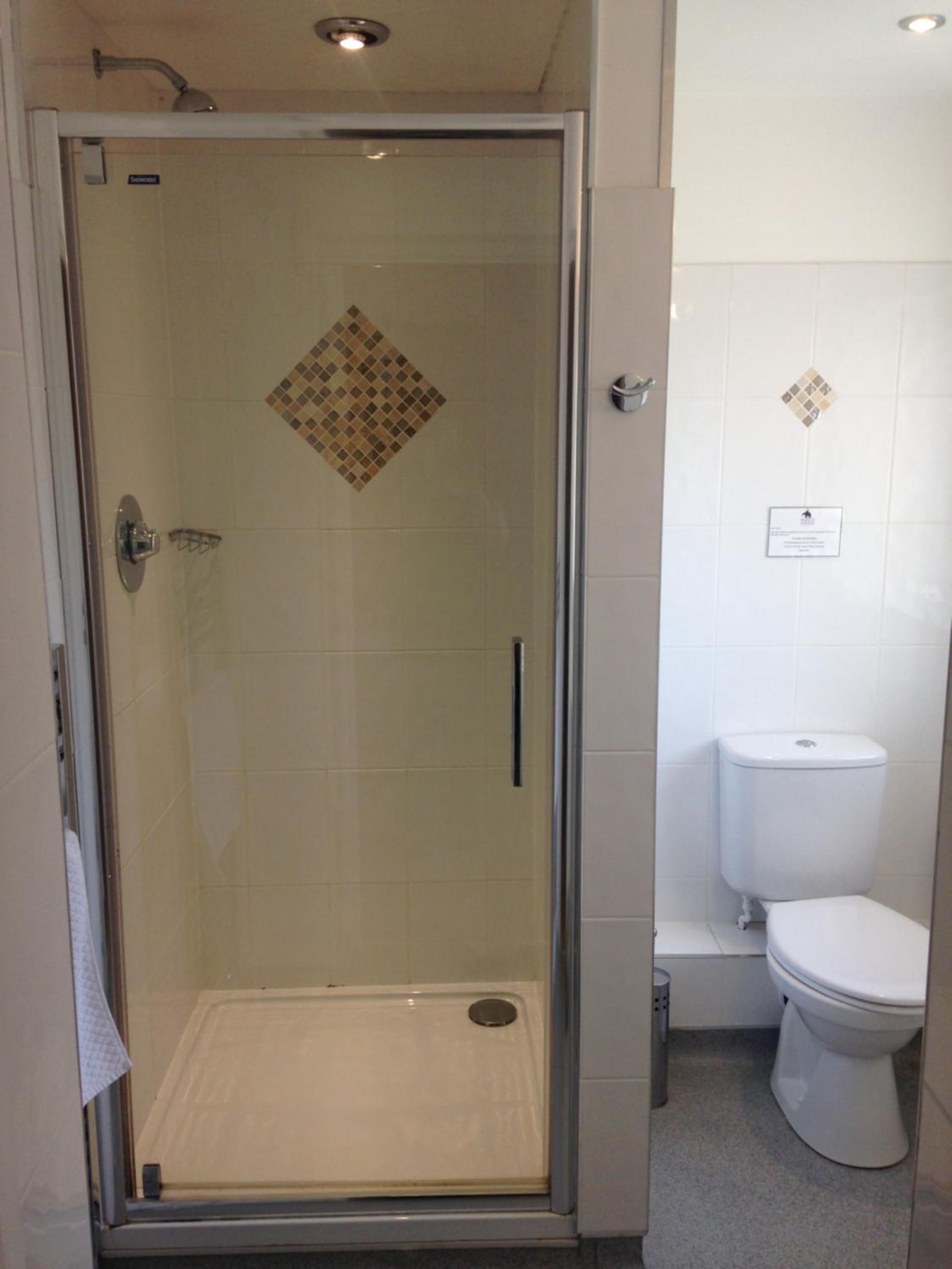 Comfort Triple Room with Shower