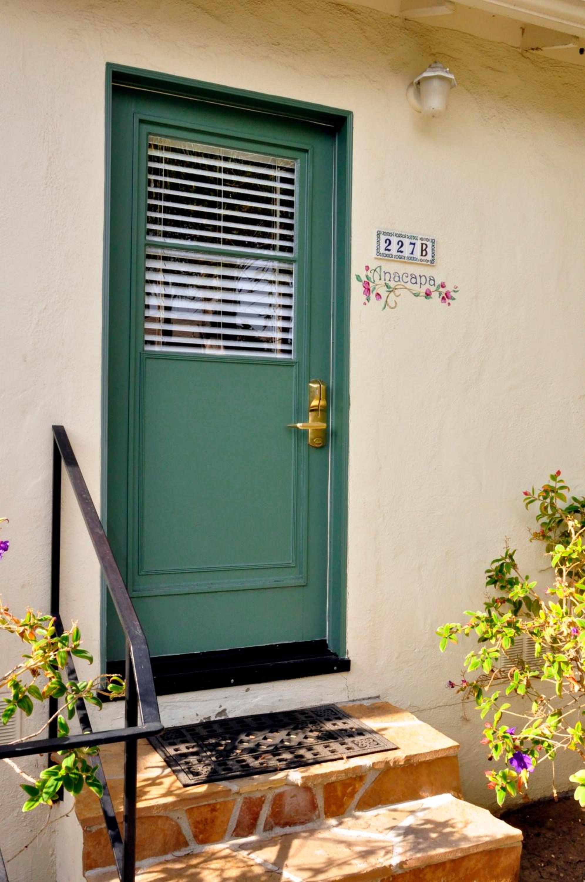 Anacapa Casita - Photo 6