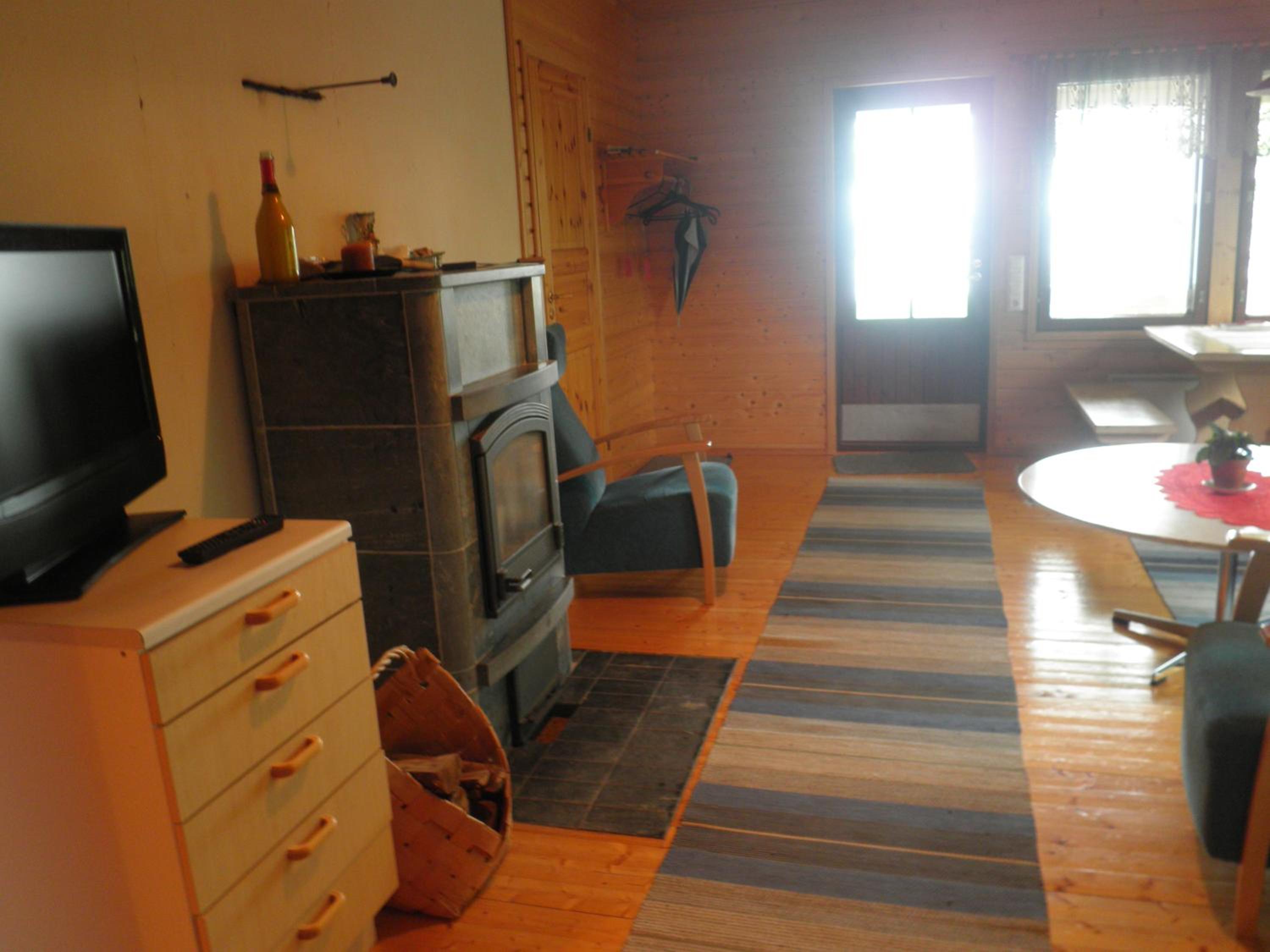 Two-Bedroom Cottage with Sauna - Photo 18