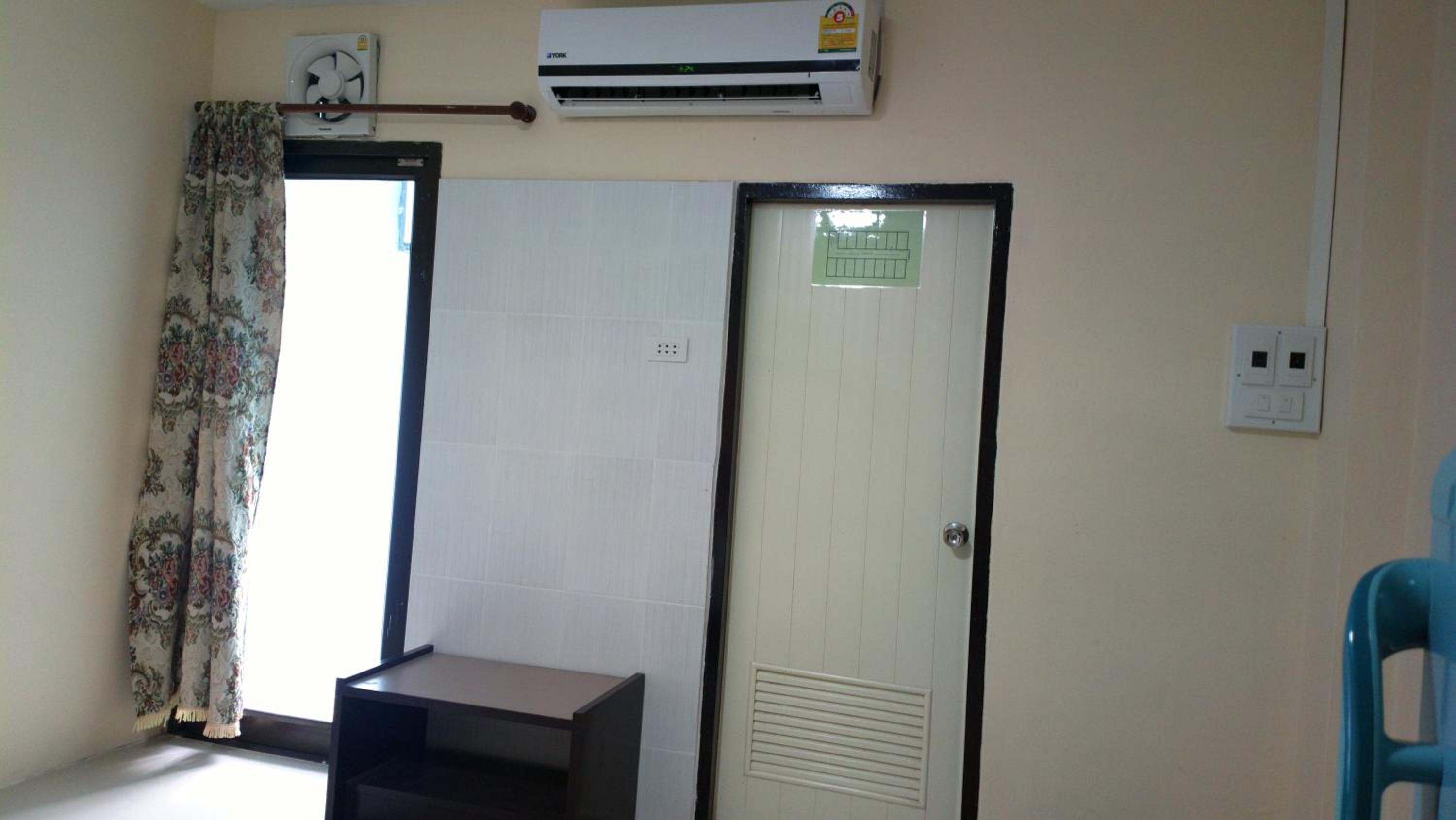 Budget Twin Room