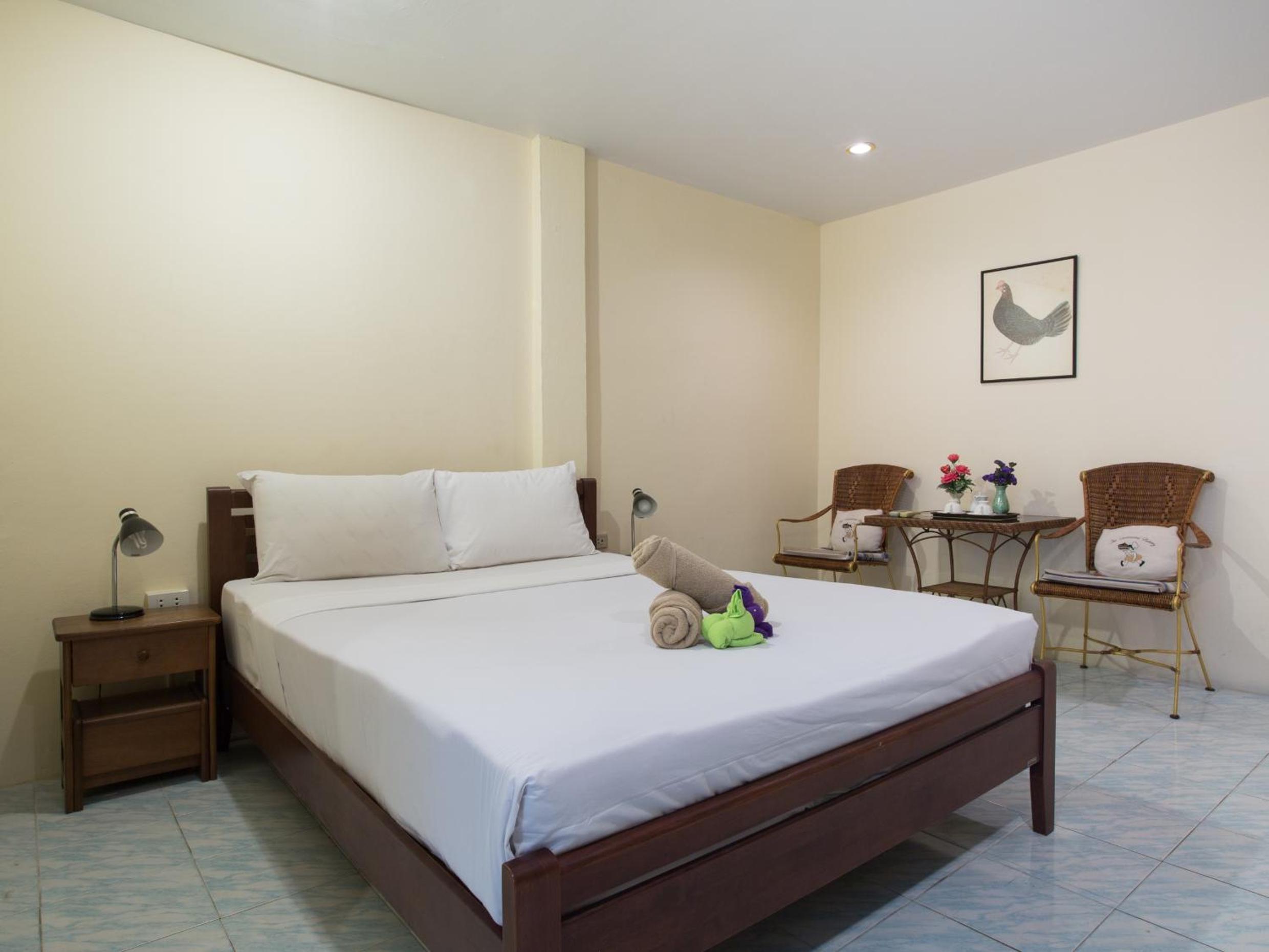 Deluxe Double Room - Photo 10