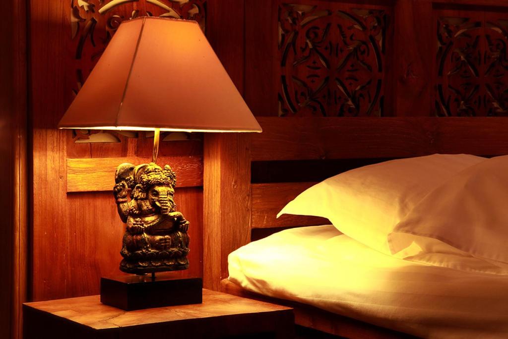 Deluxe Double Room with Spa Access - Photo 3