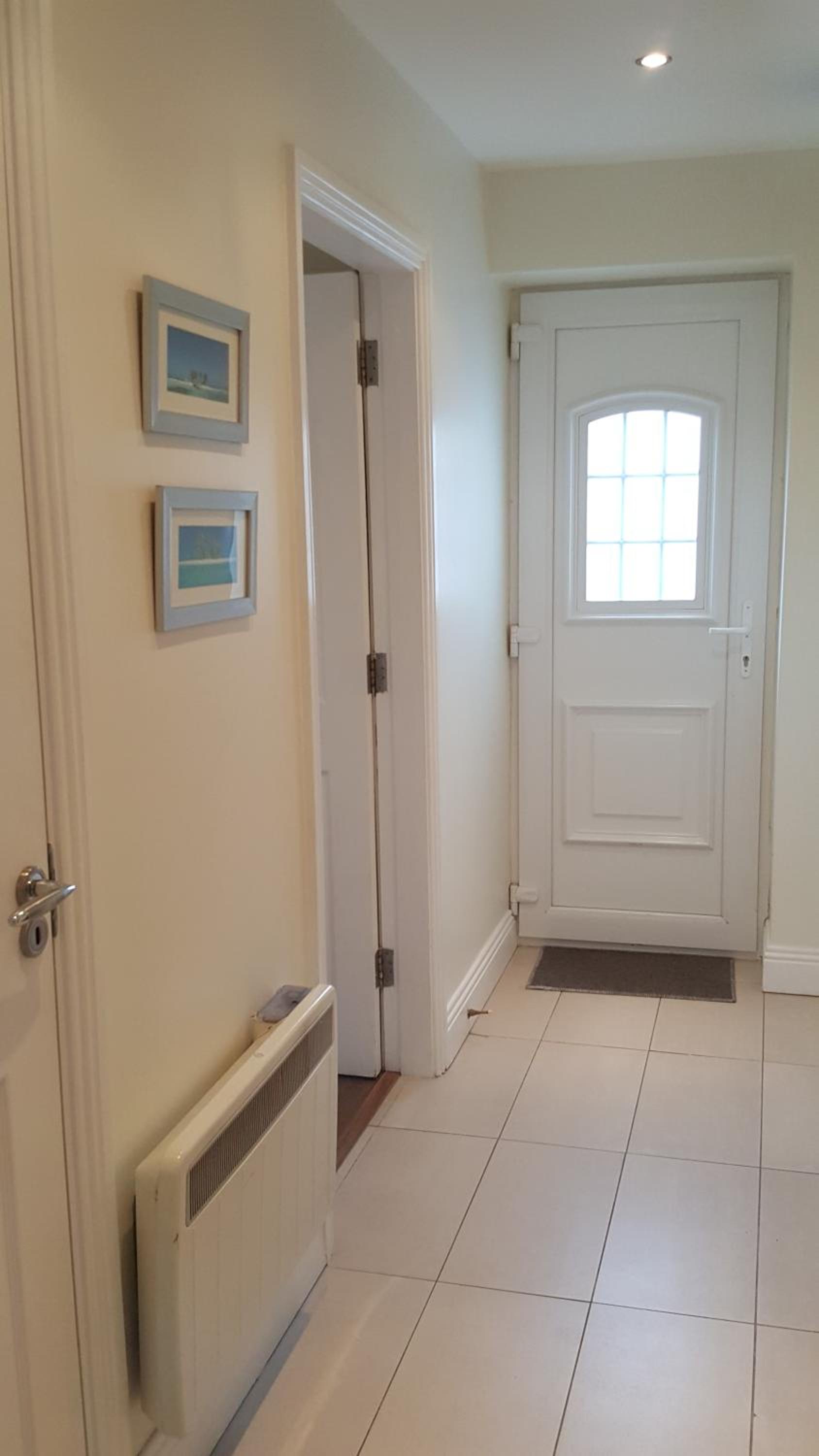 Two-Bedroom Apartment (3 Adults) - Photo 6