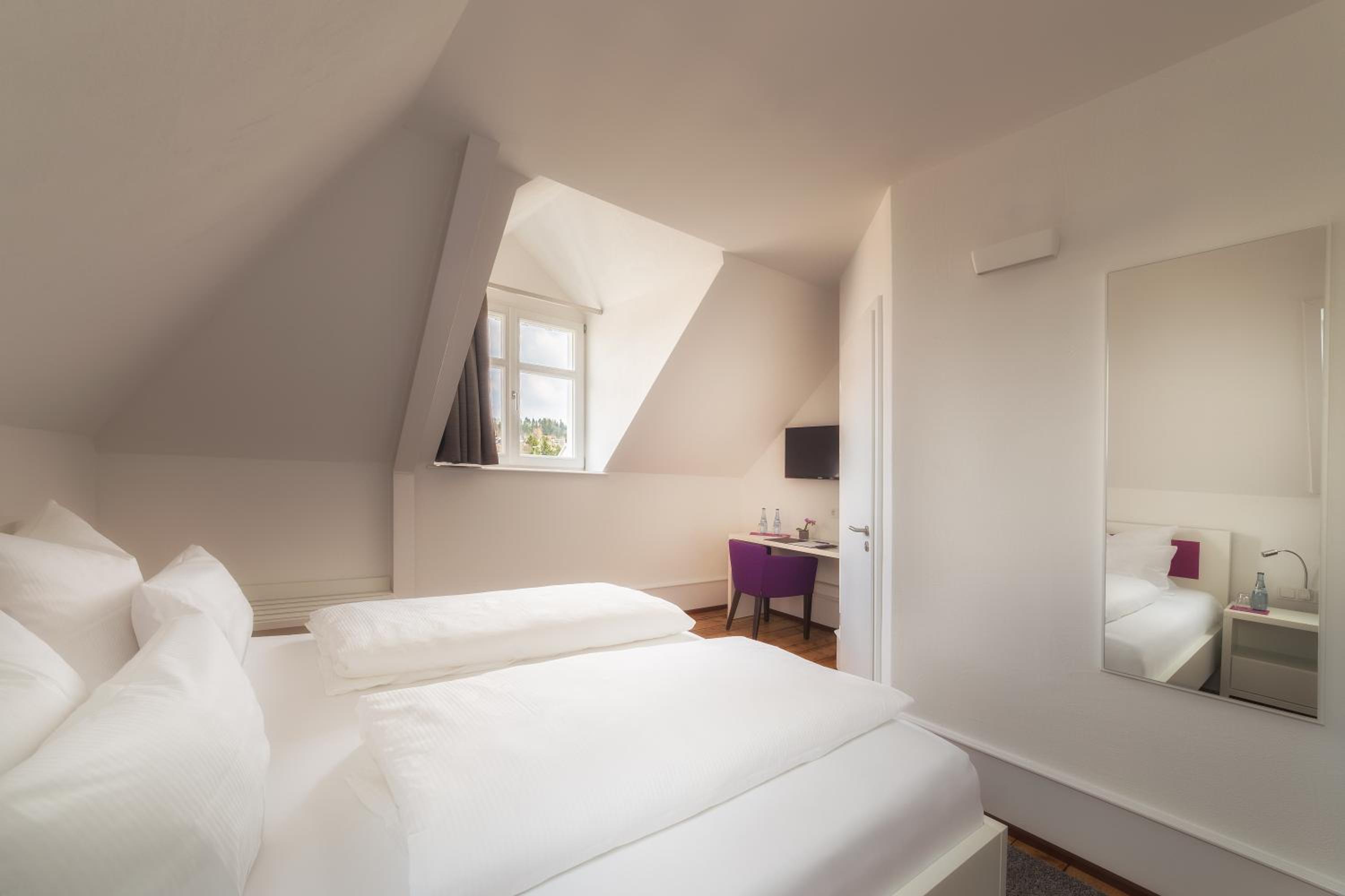 Double Room - Photo 3