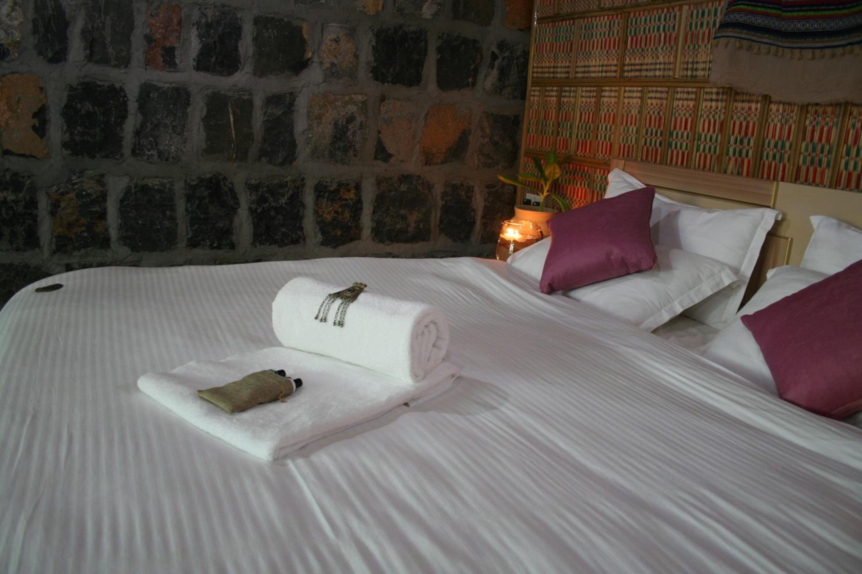 Mountain View Room photo 1