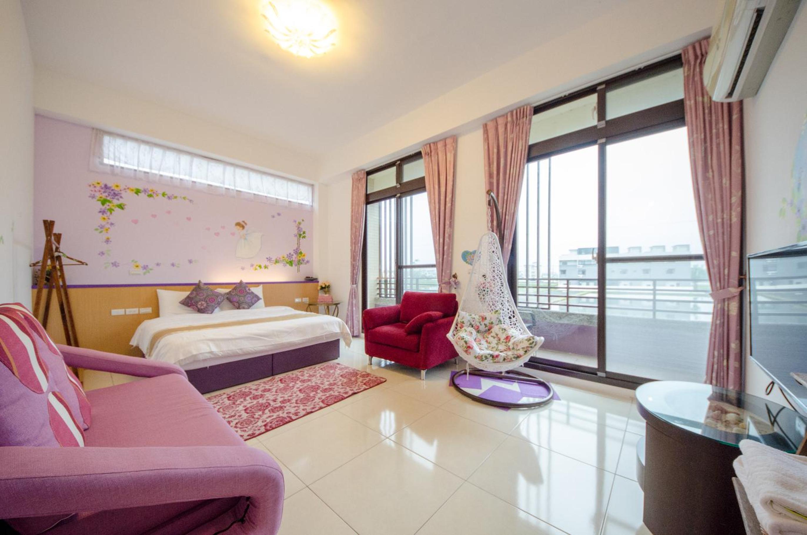 Deluxe Queen Room photo 2