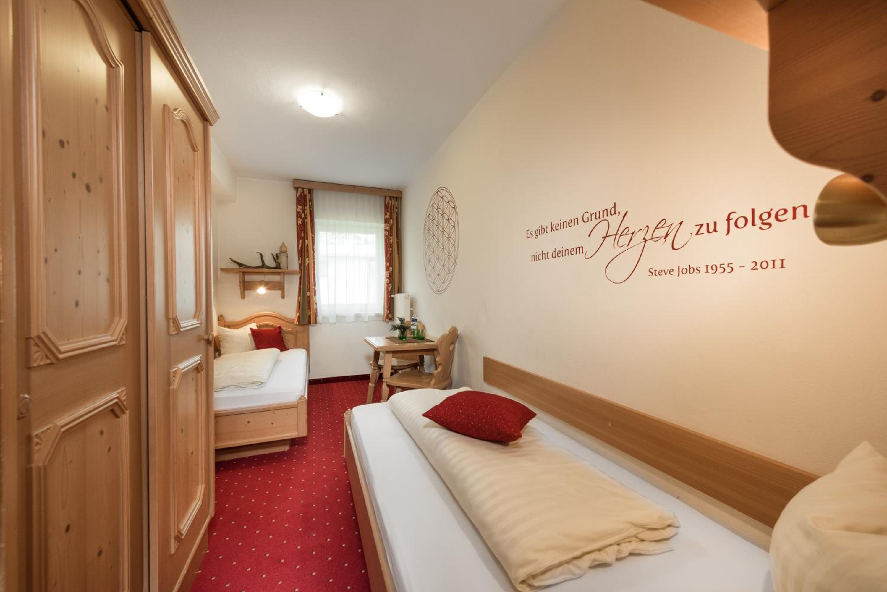 Twin Room photo 1