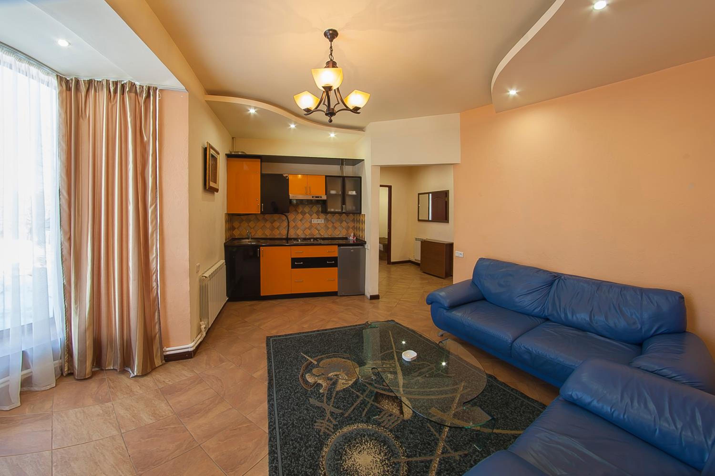 Two-Bedroom Cottage with Garden View