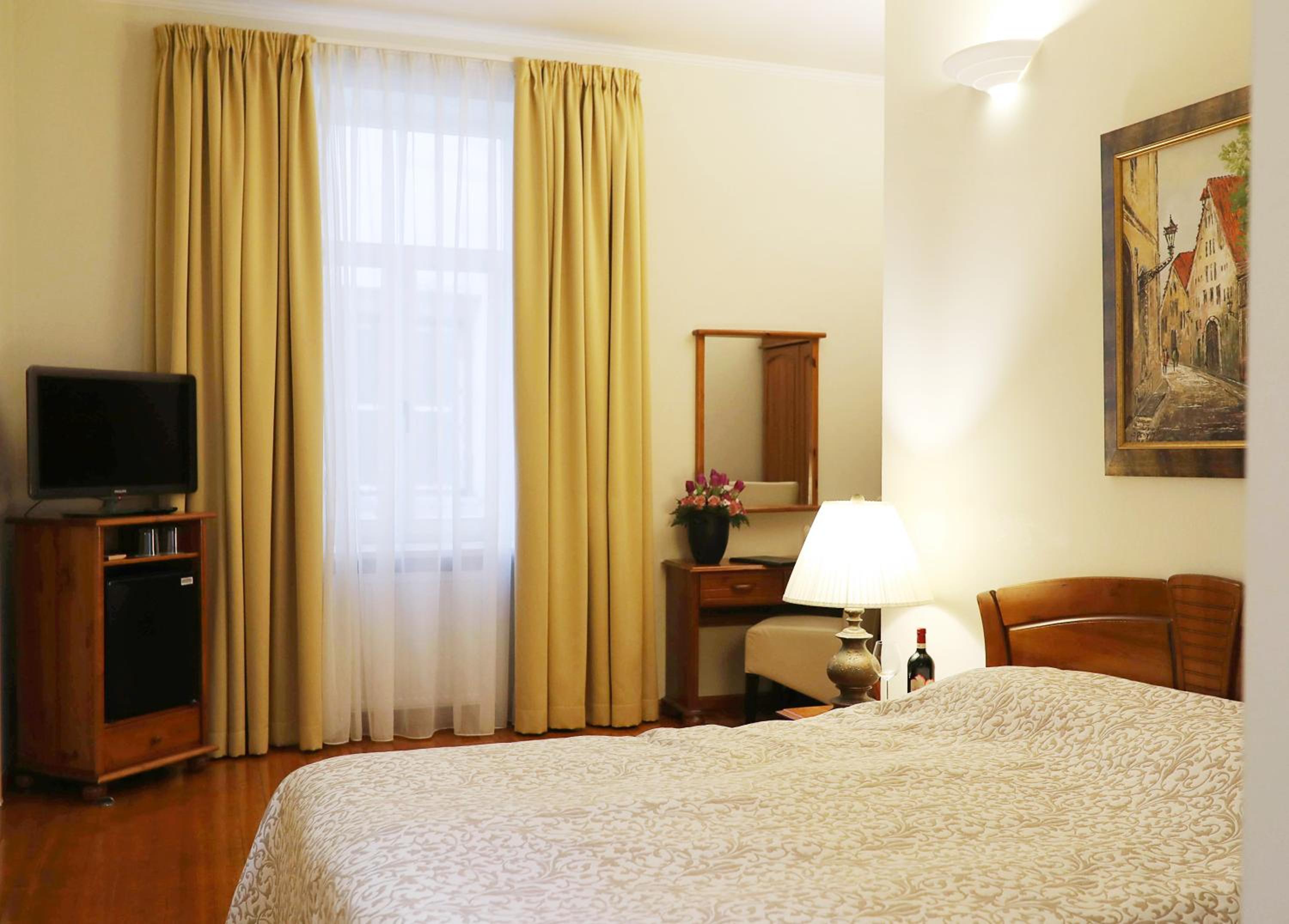 Classic Double Room - Photo 8