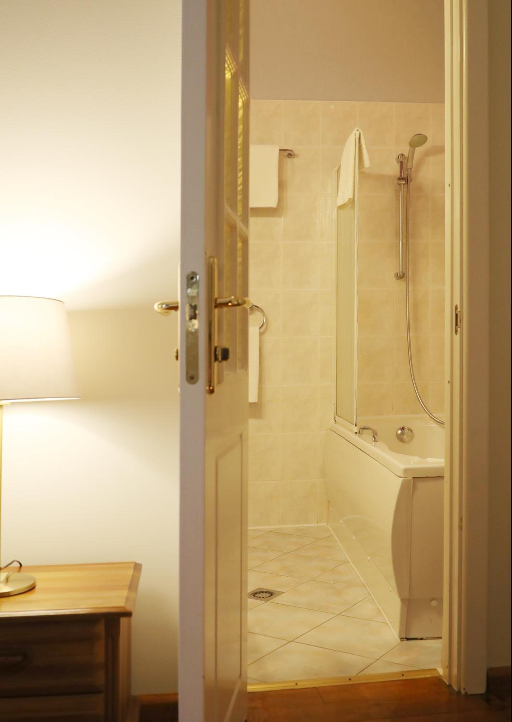 Classic Double Room - Photo 2