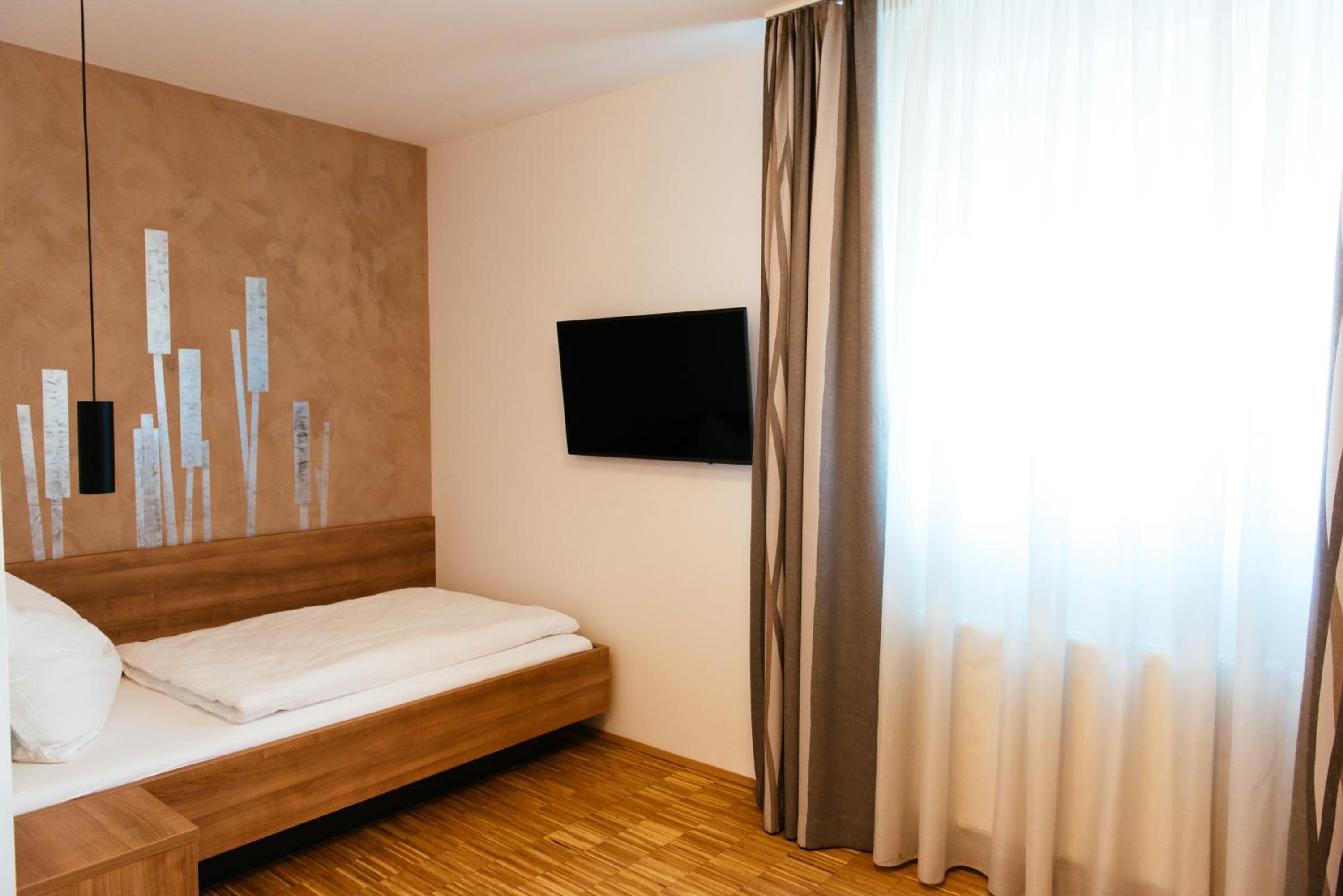 Single Room photo 3
