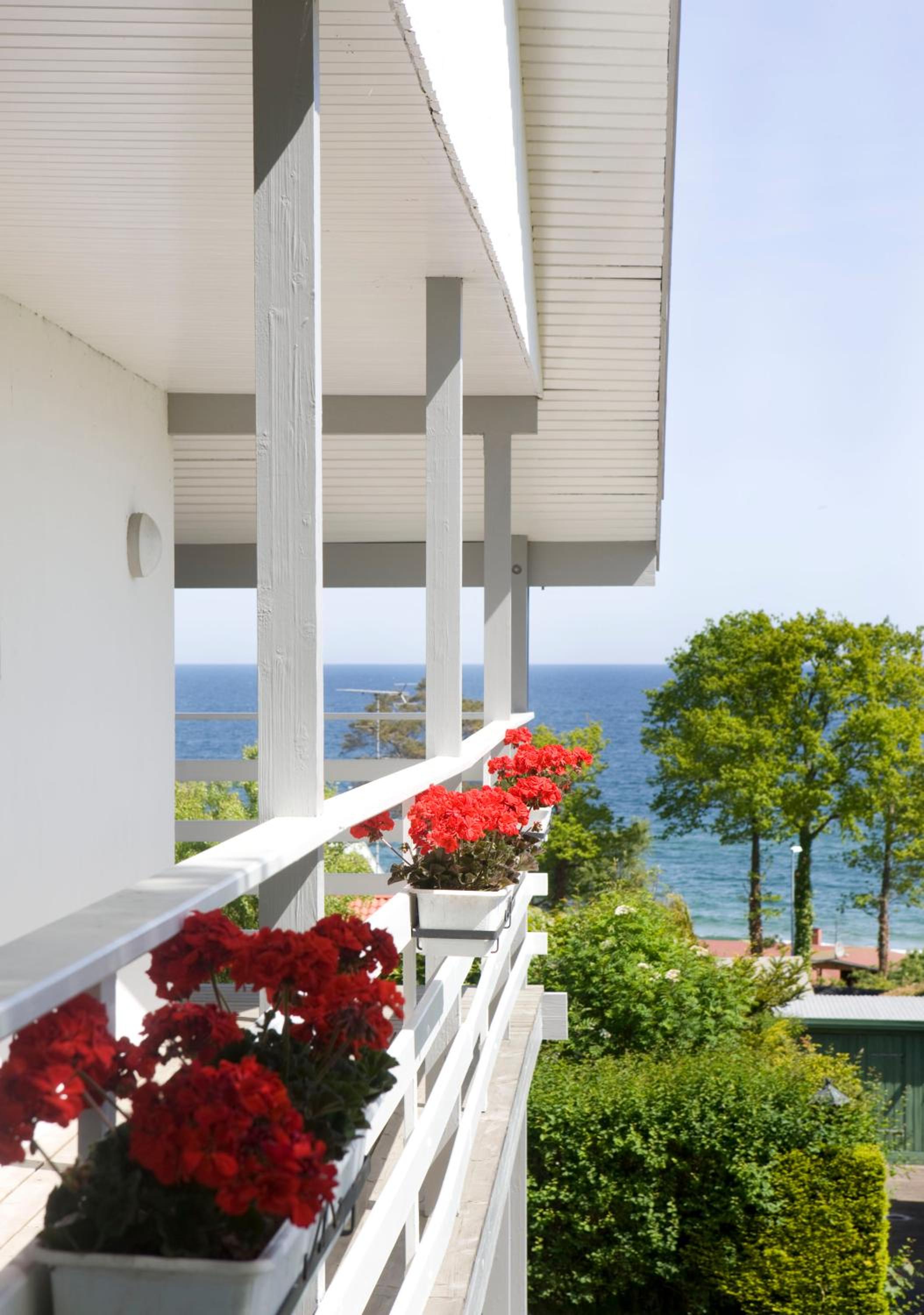 Double Room with Sea View - Photo 3