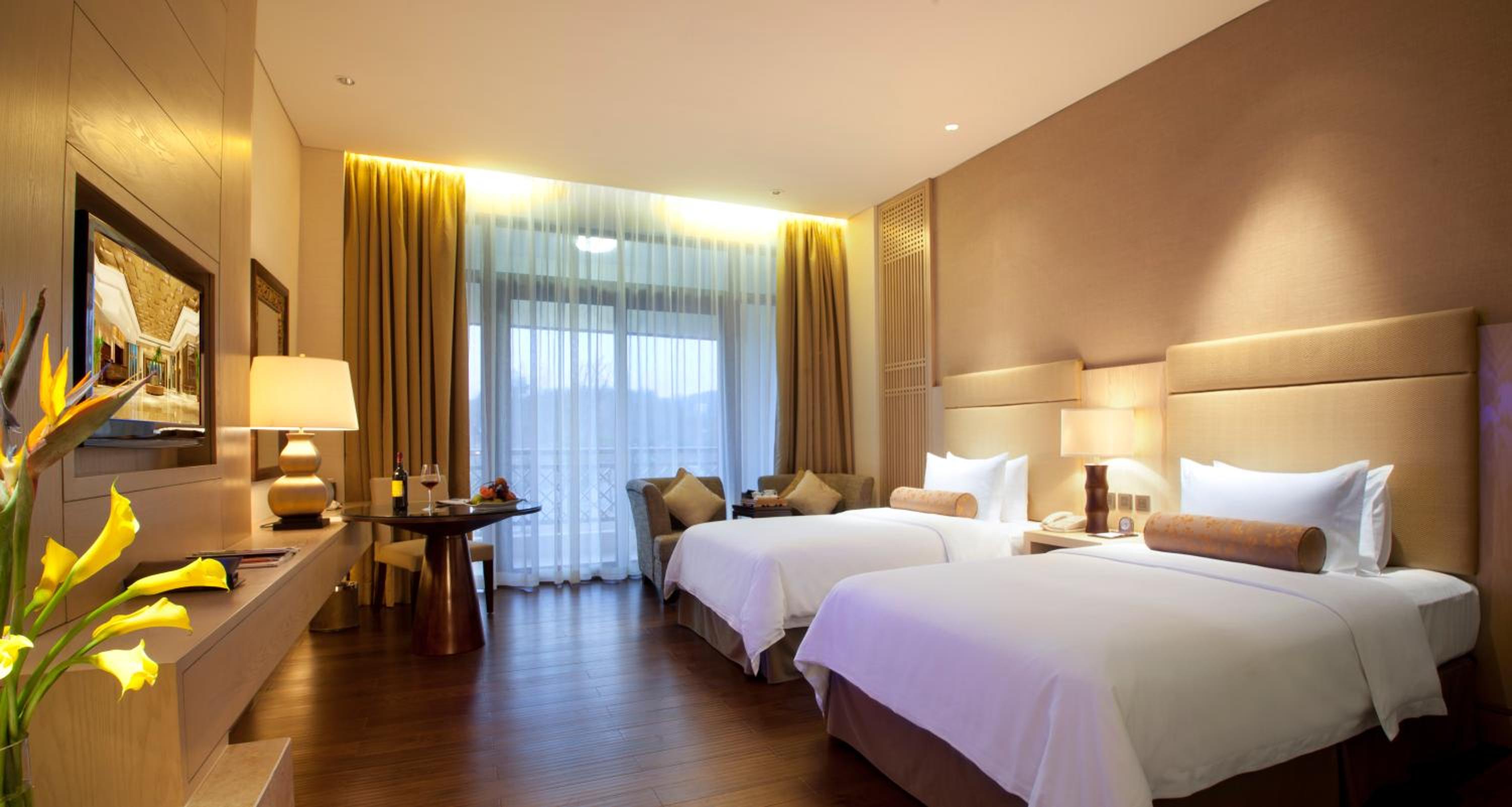 Charming Wuyi Package - Deluxe Twin Room with Garden View