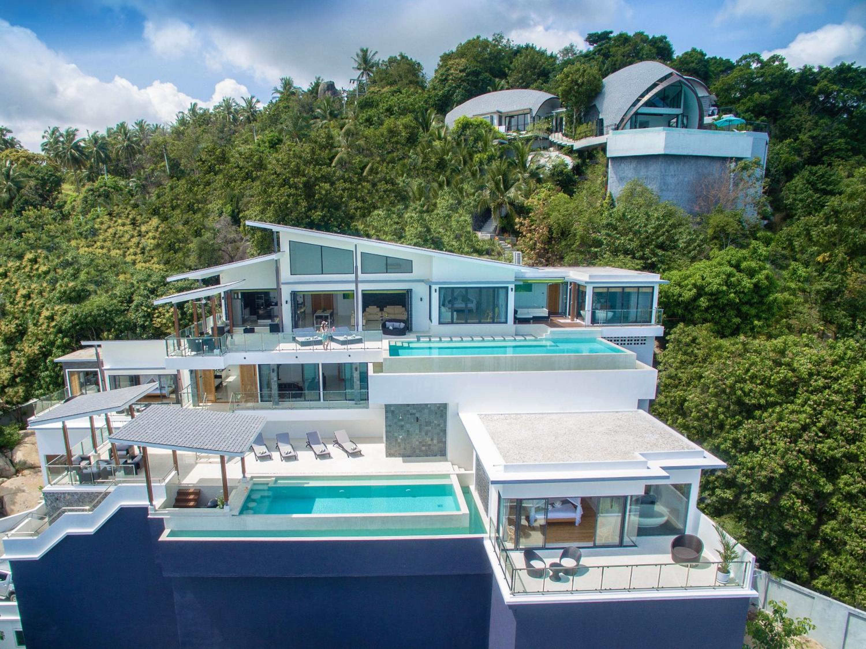 Villa with Private Pool photo 2