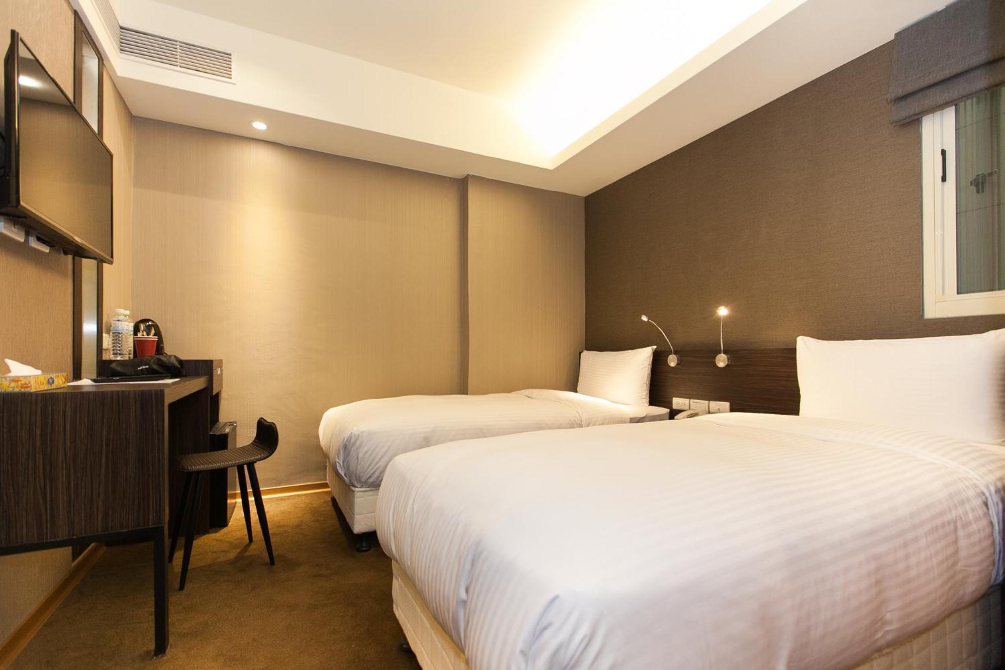 Budget Twin Room photo 1