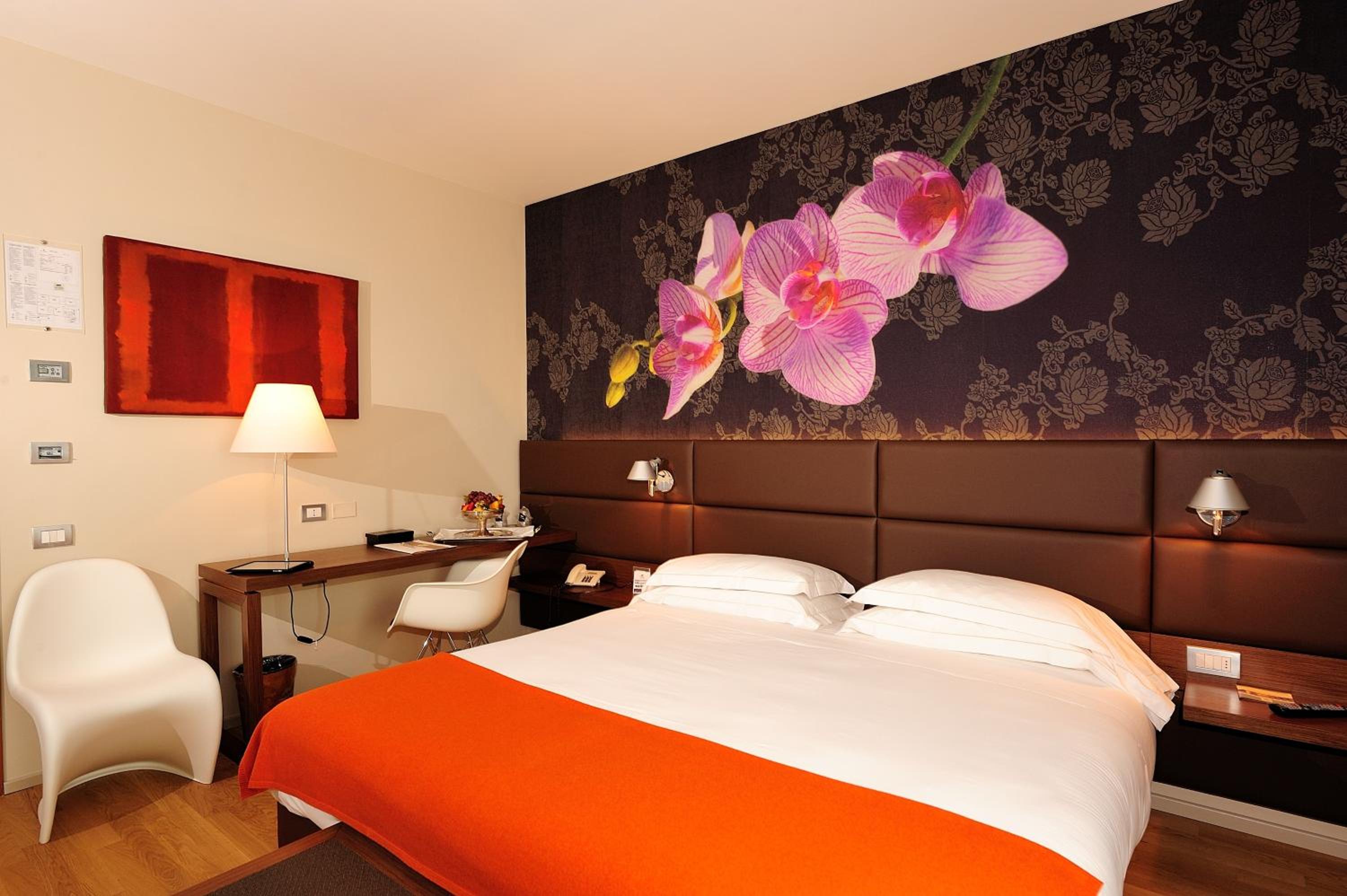 Deluxe Double or Twin Room - Photo 4