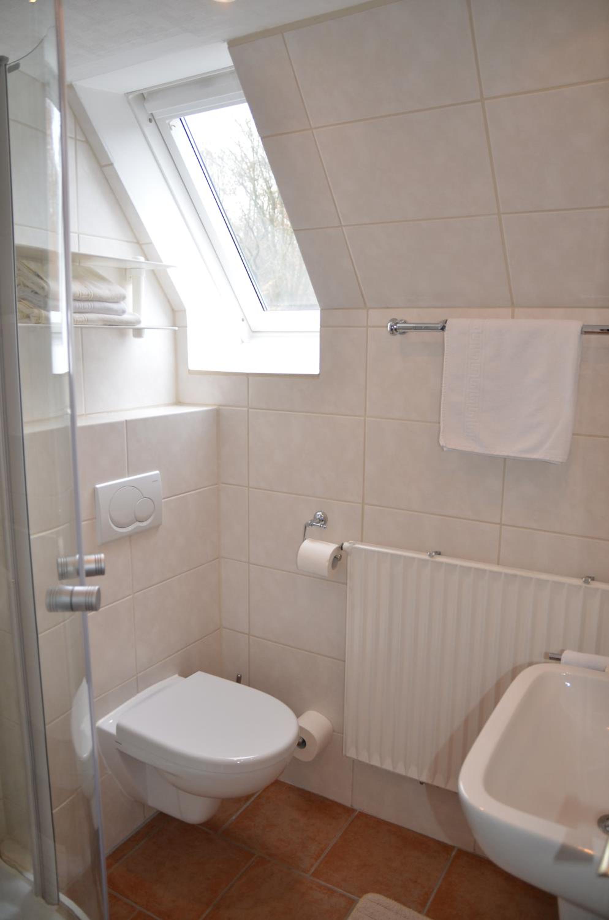 Double Room - Photo 14