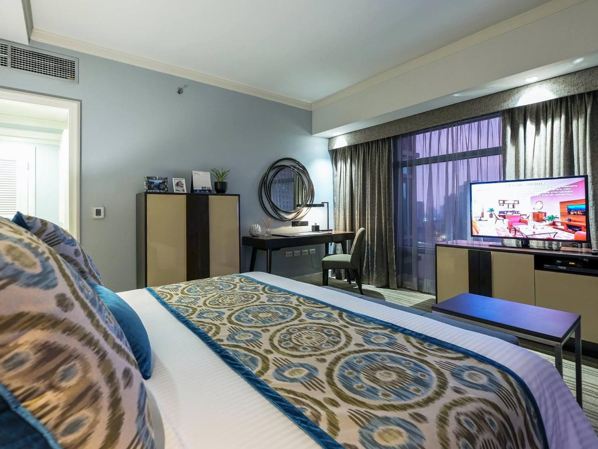 Two-Bedroom Deluxe Suite - Photo 2