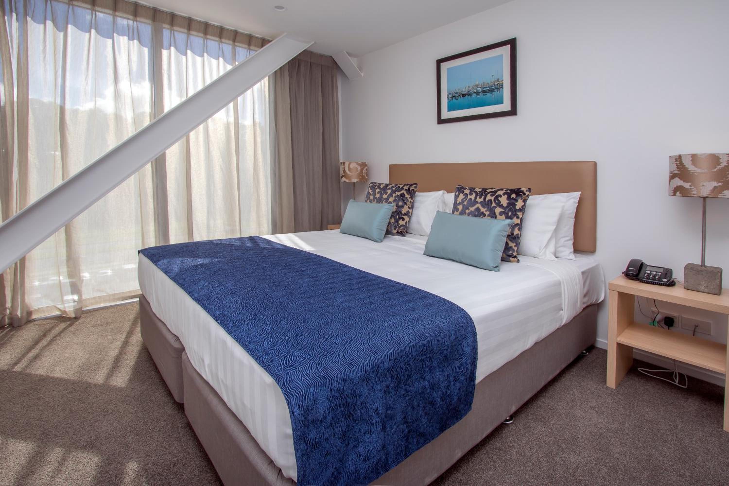 Two-Bedroom Apartment - Non-Smoking