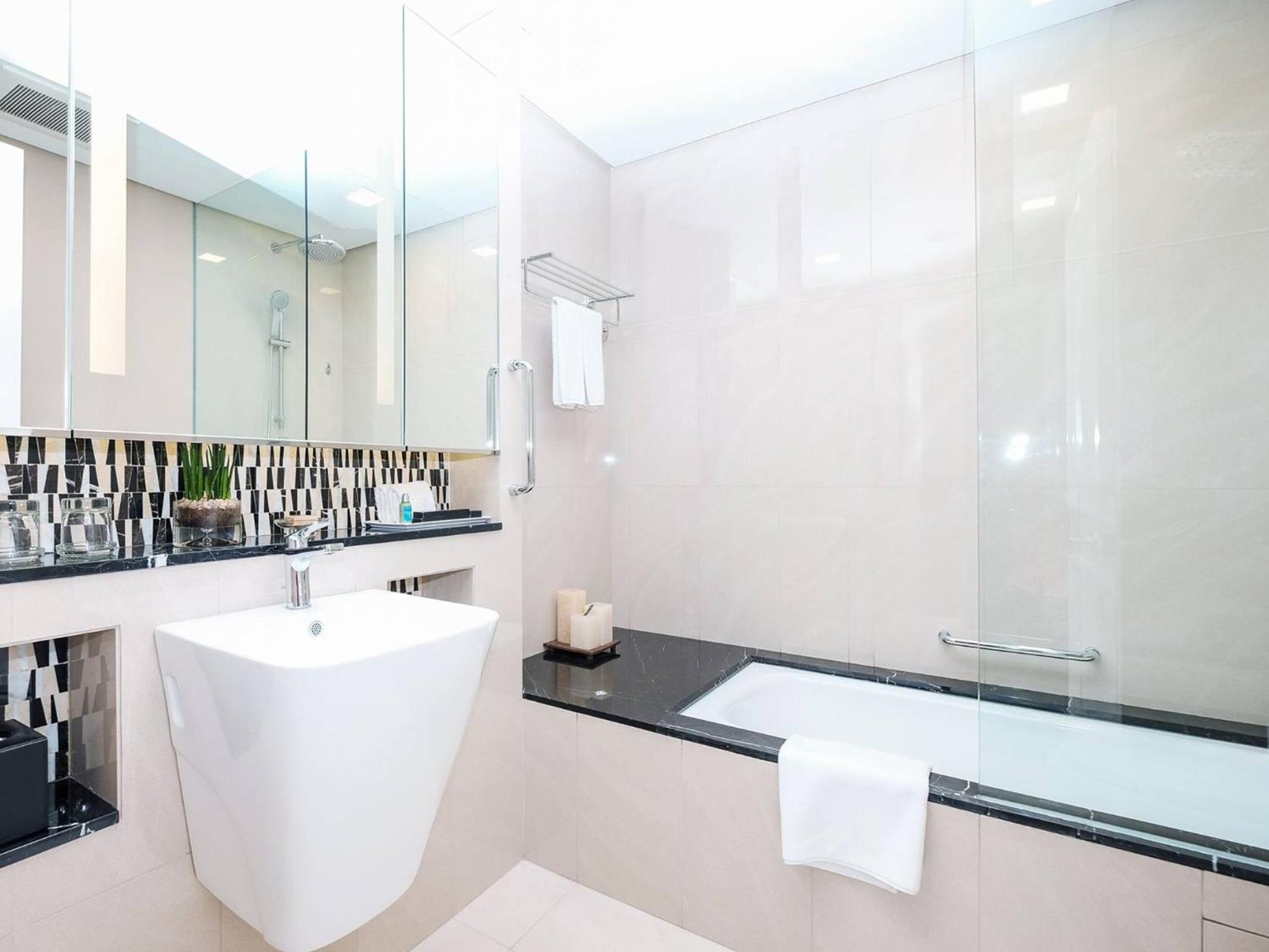 One-Bedroom Executive Suite  - Photo 2