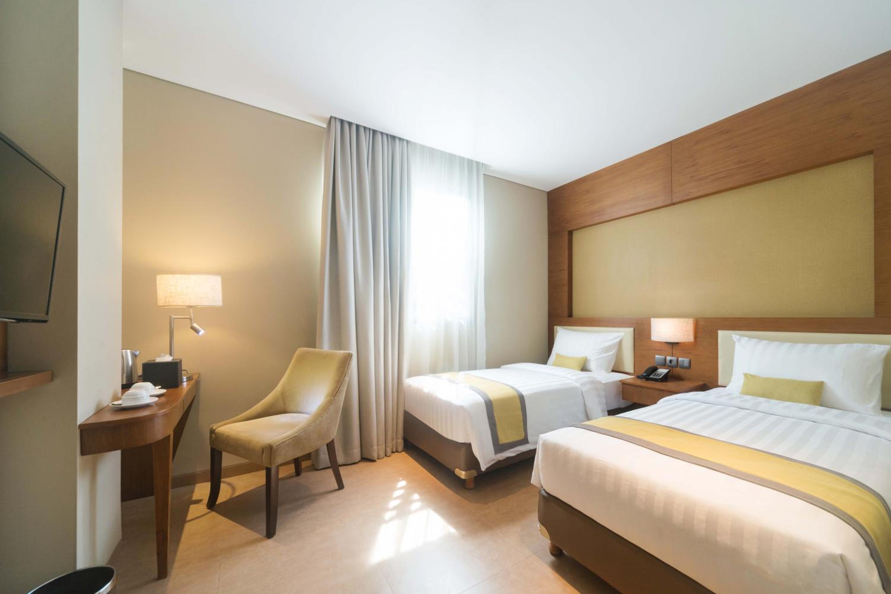 Deluxe Twin Room - Photo 3