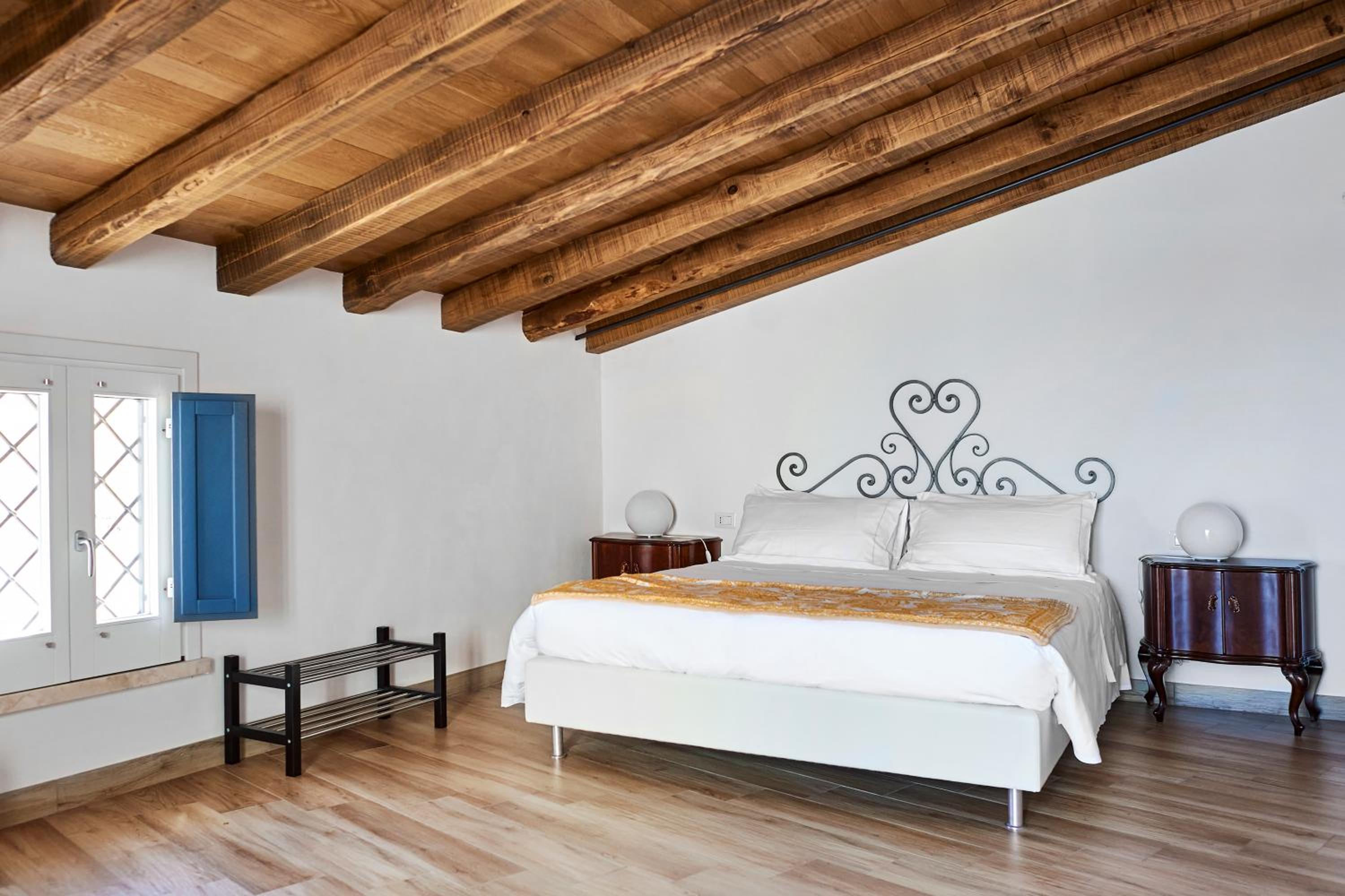 Junior Suite with Sea View photo 1