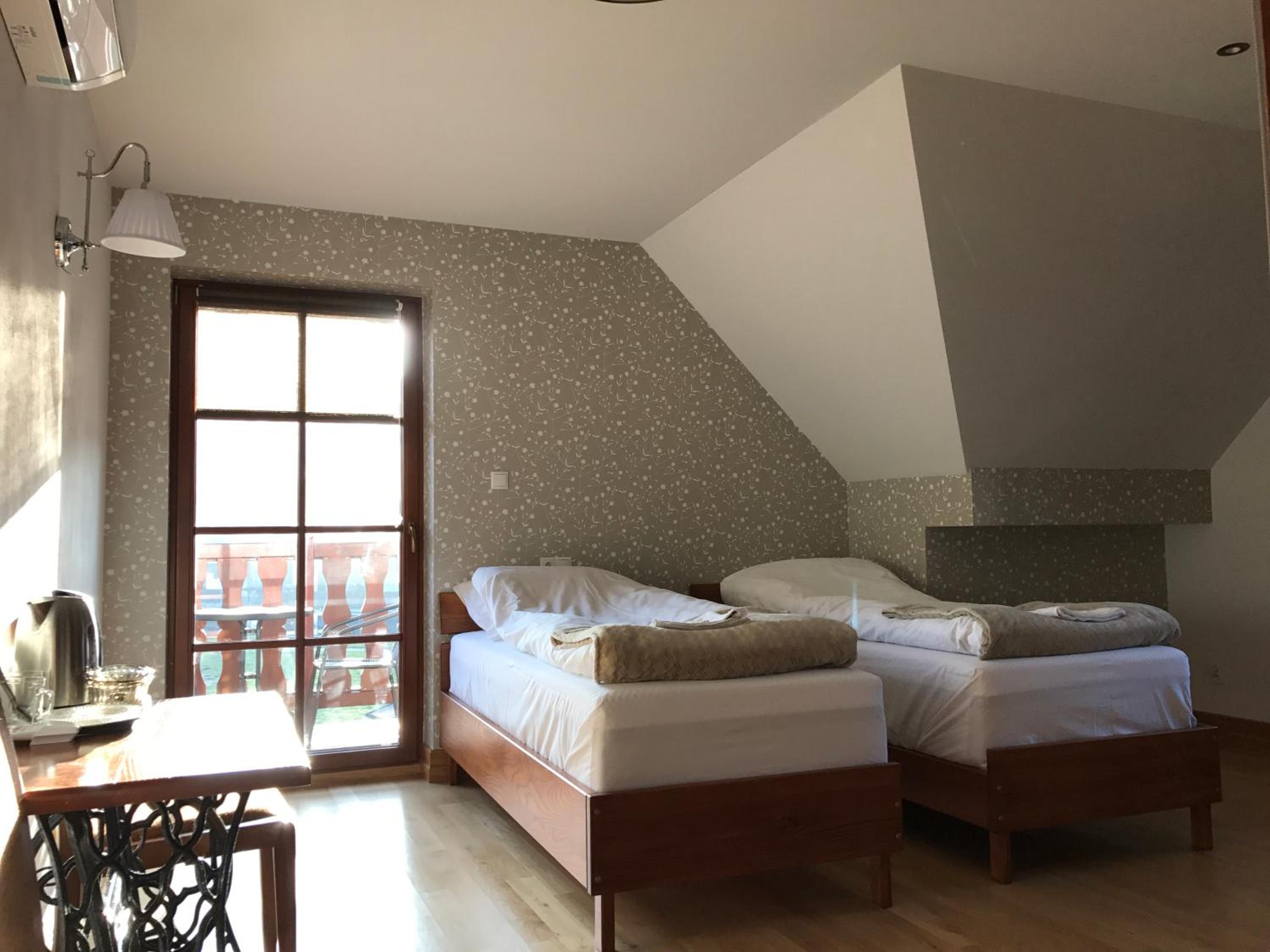 Double Room with Balcony - Photo 1