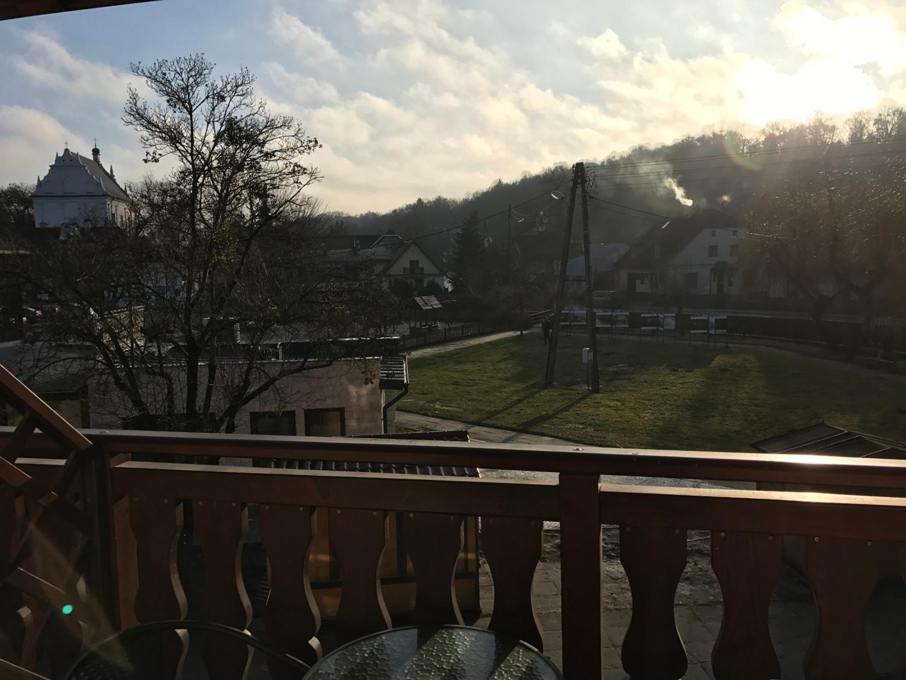 Double Room with Balcony - Photo 10
