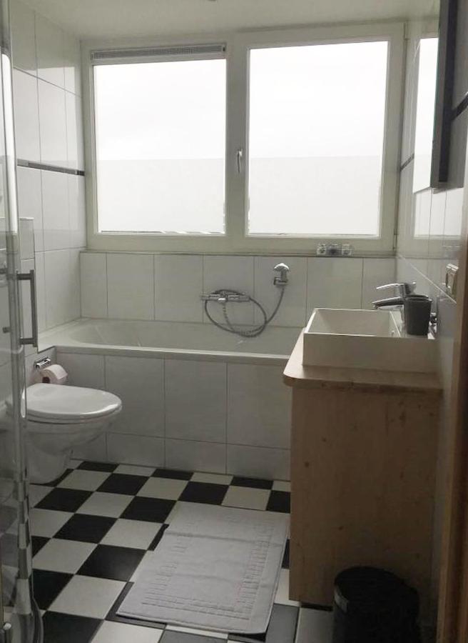 Double Room with Private Bathroom photo 3