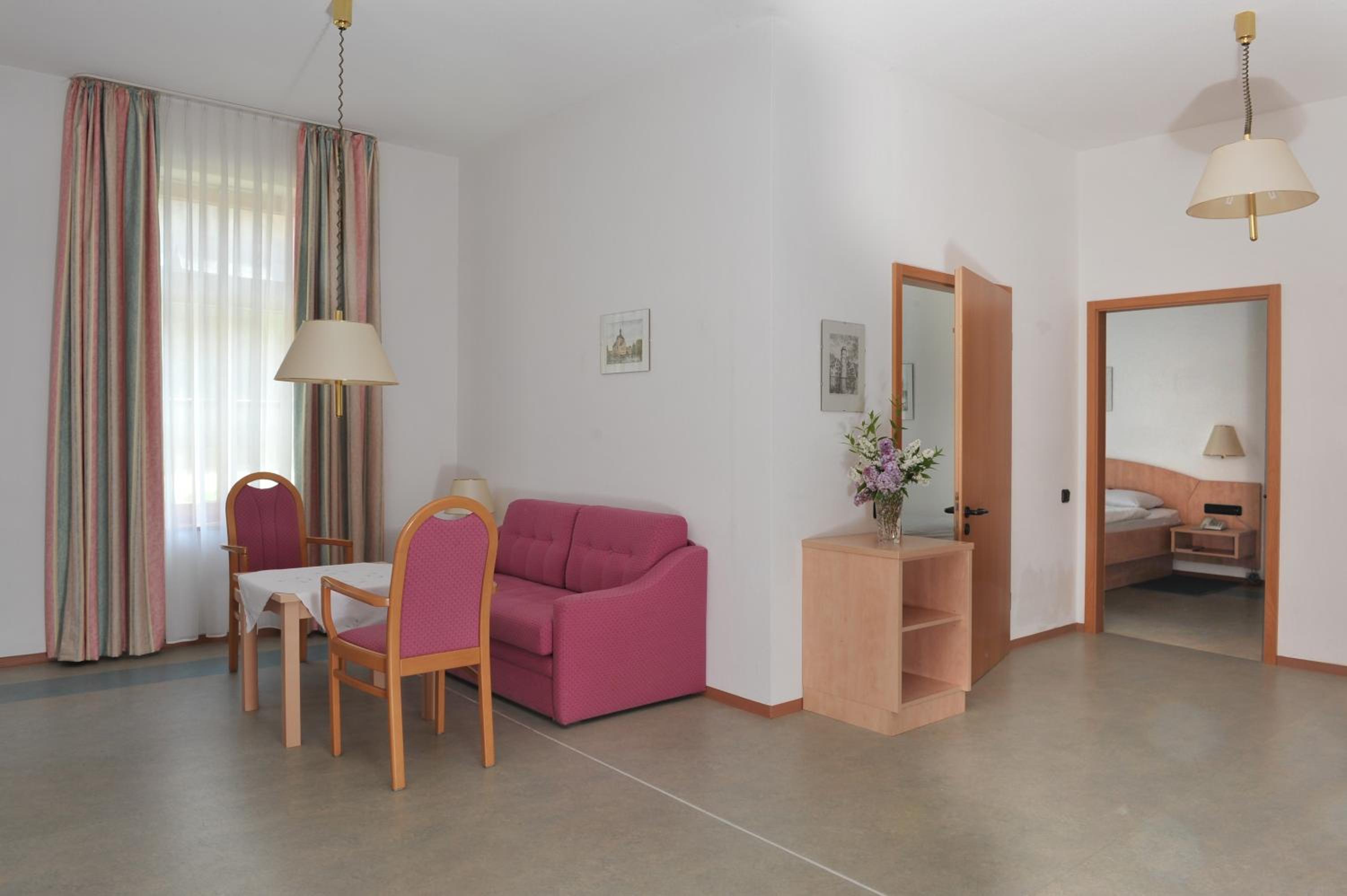 Apartment - Photo 3