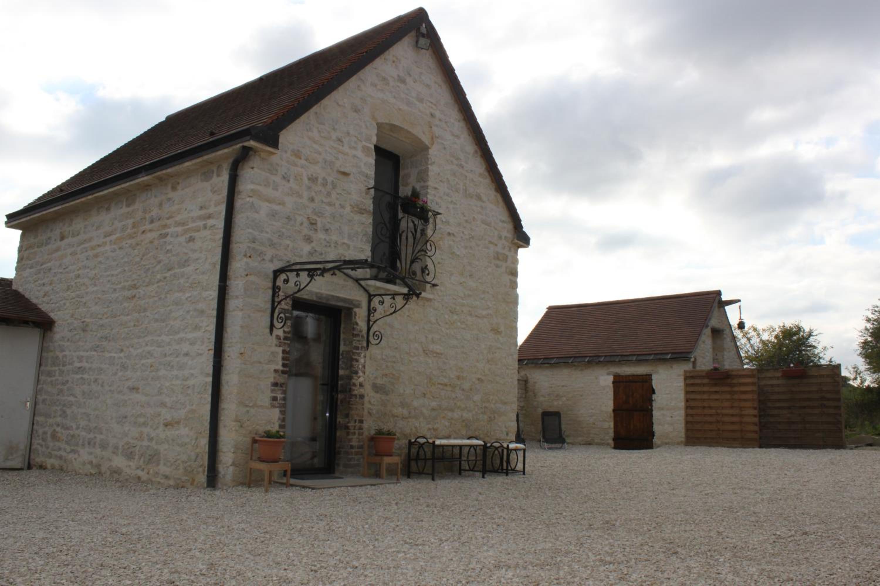 Family Studio - Photo 15