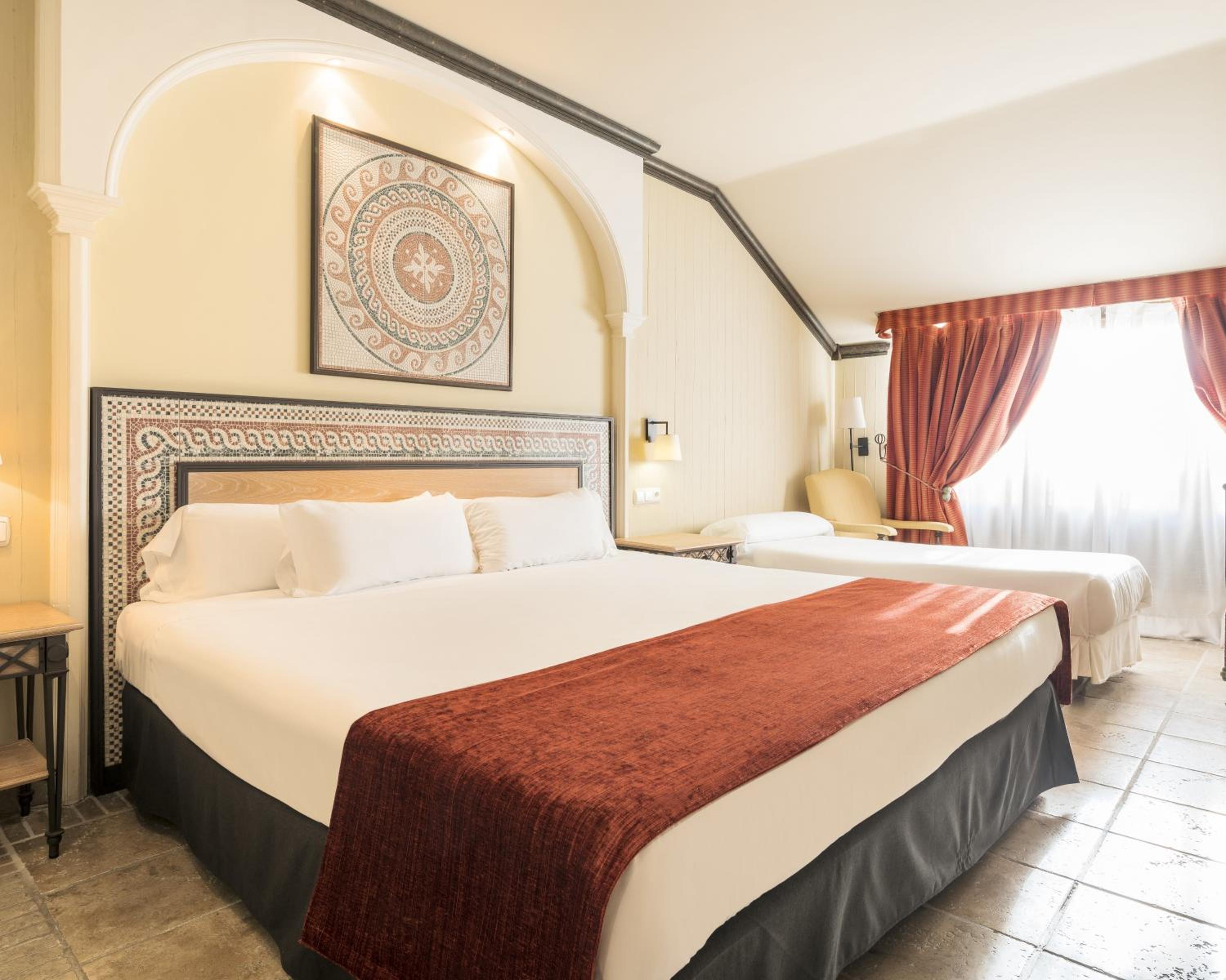 Triple Room (3 Adults) photo 2