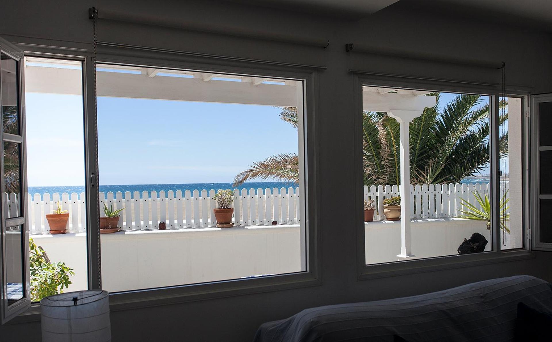 Villa - Beach Front photo 3