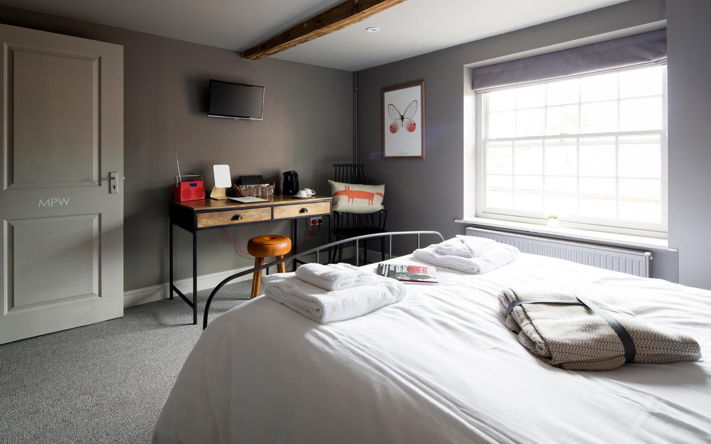 Deluxe Double Room with Shower photo 3