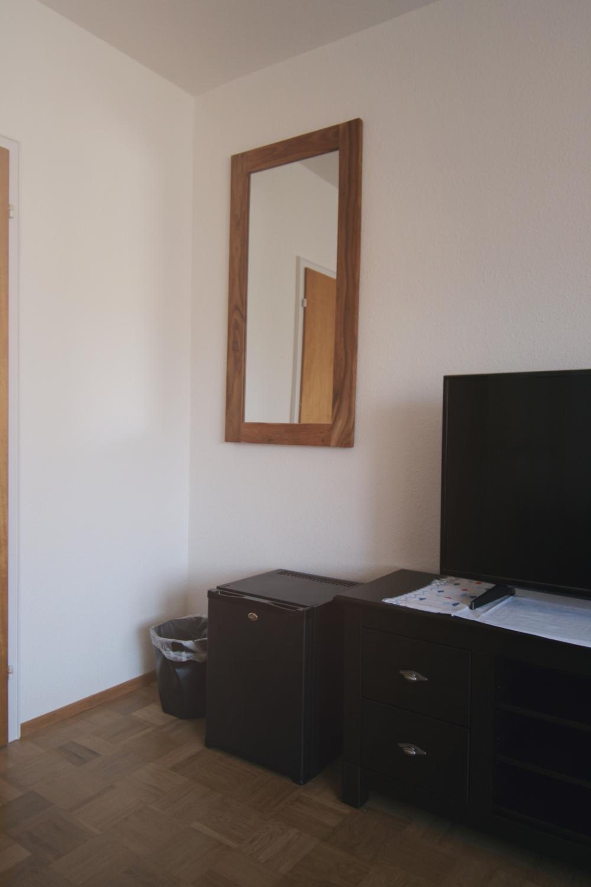 Standard Double Room with Shared Bathroom photo 3