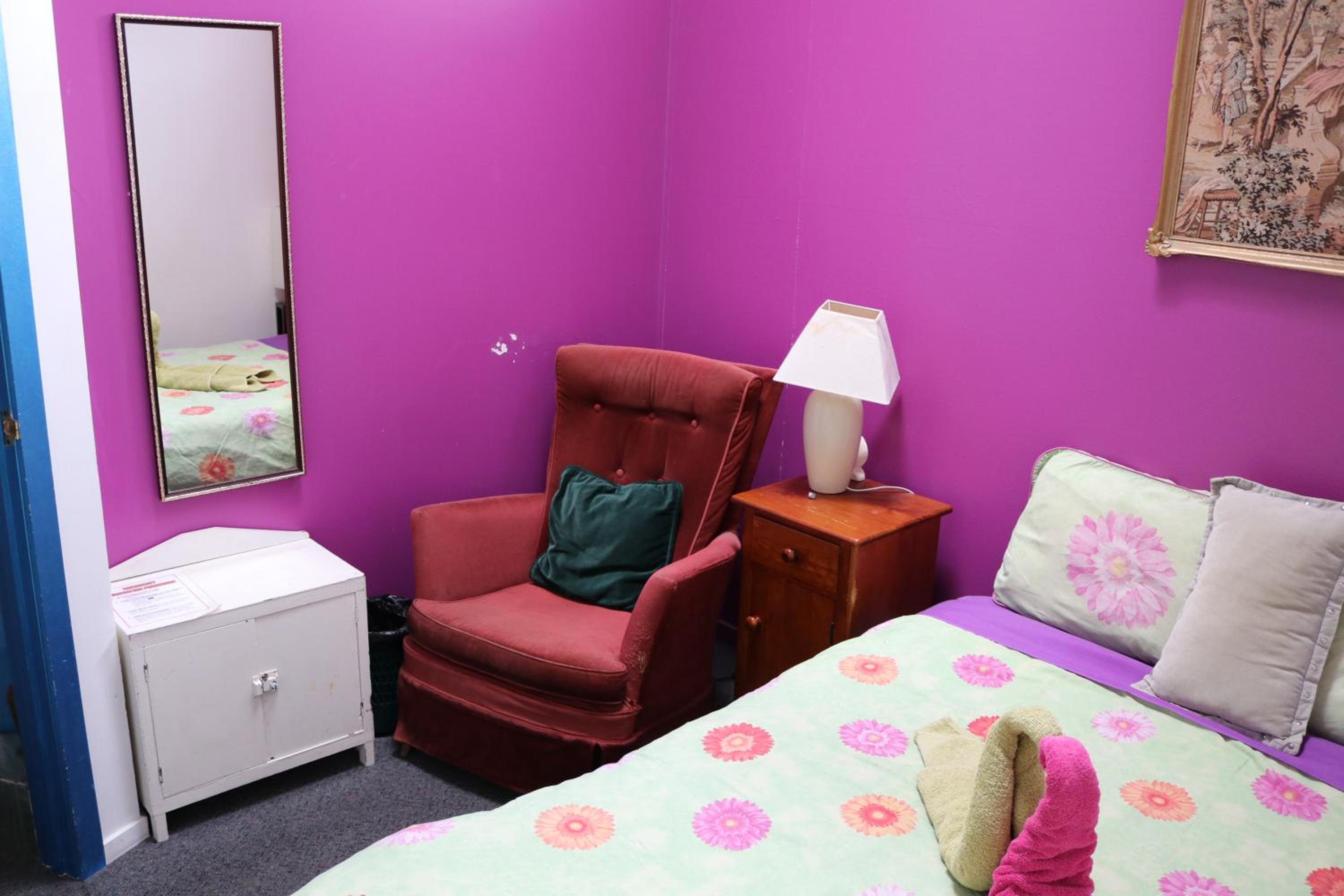 Double Room - Photo 5