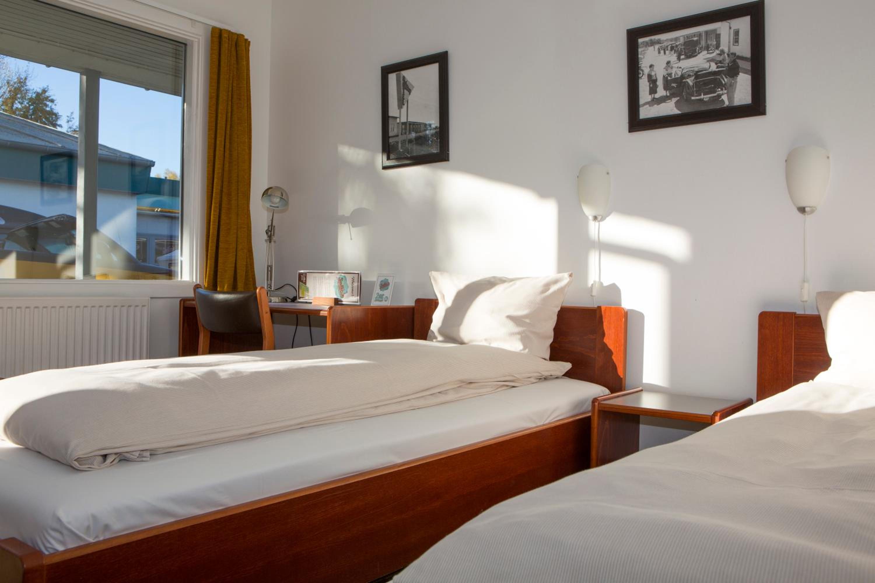 Standard Double or Twin Room - Photo 4
