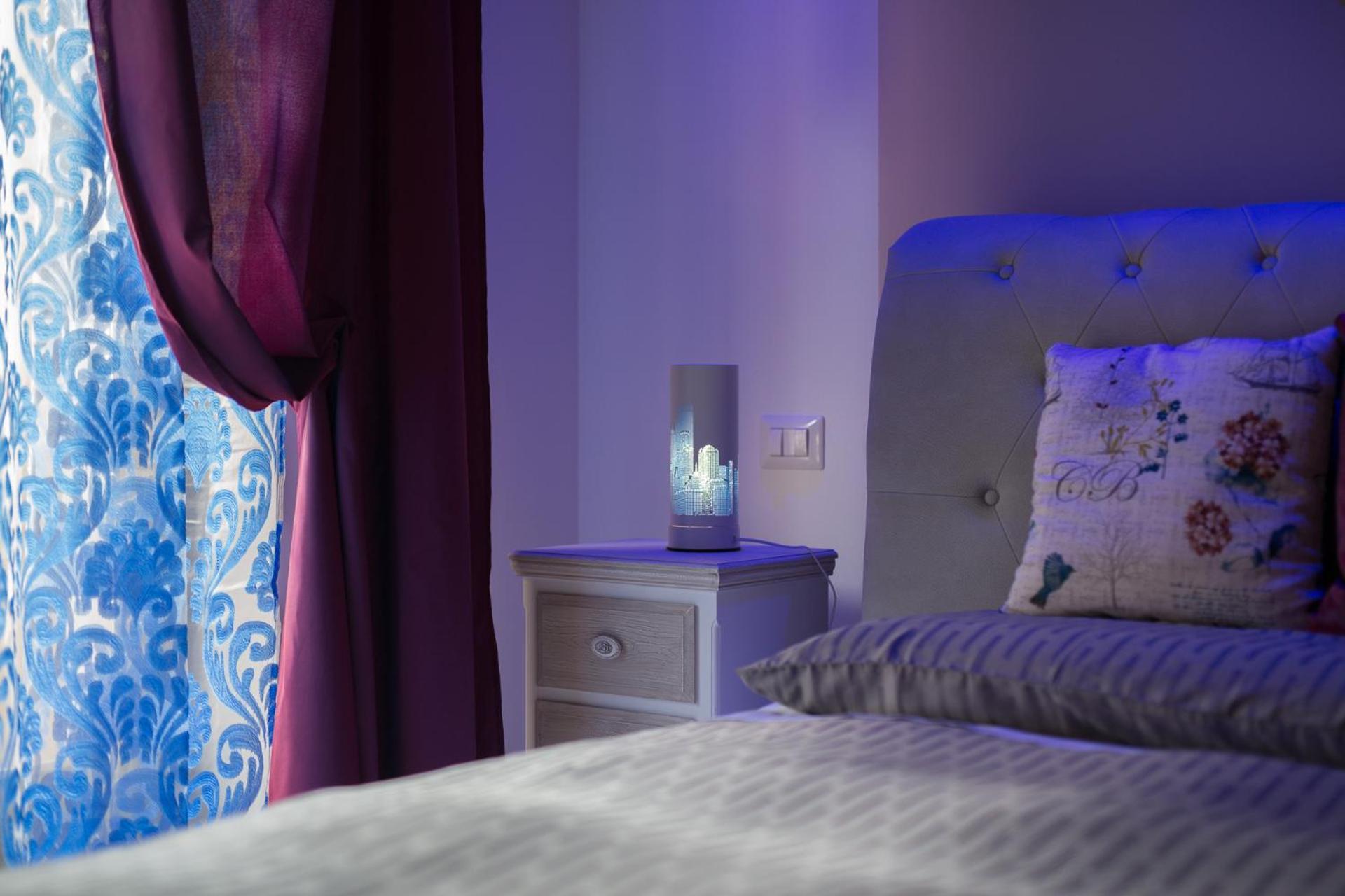 King Room with Balcony photo 2