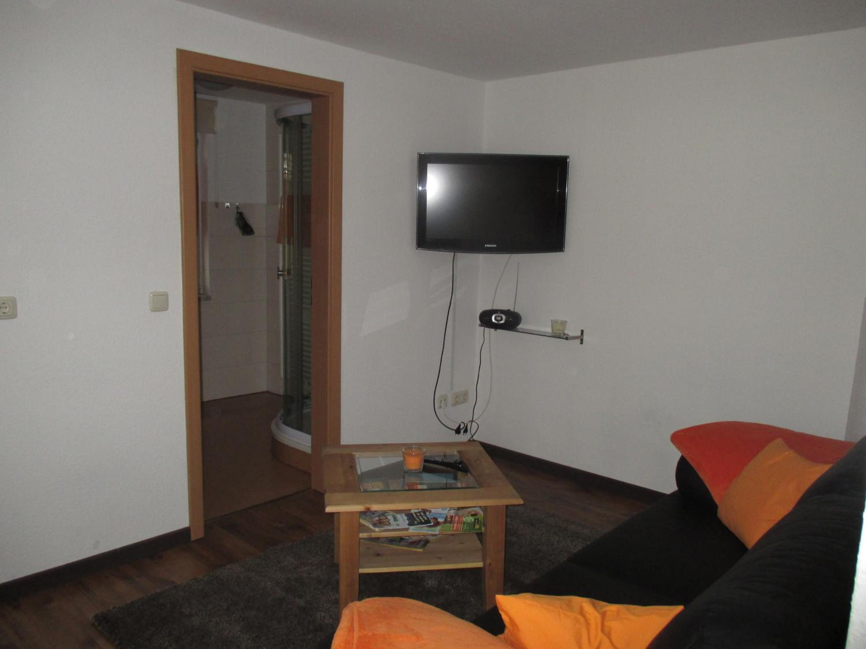 One-Bedroom House photo 1