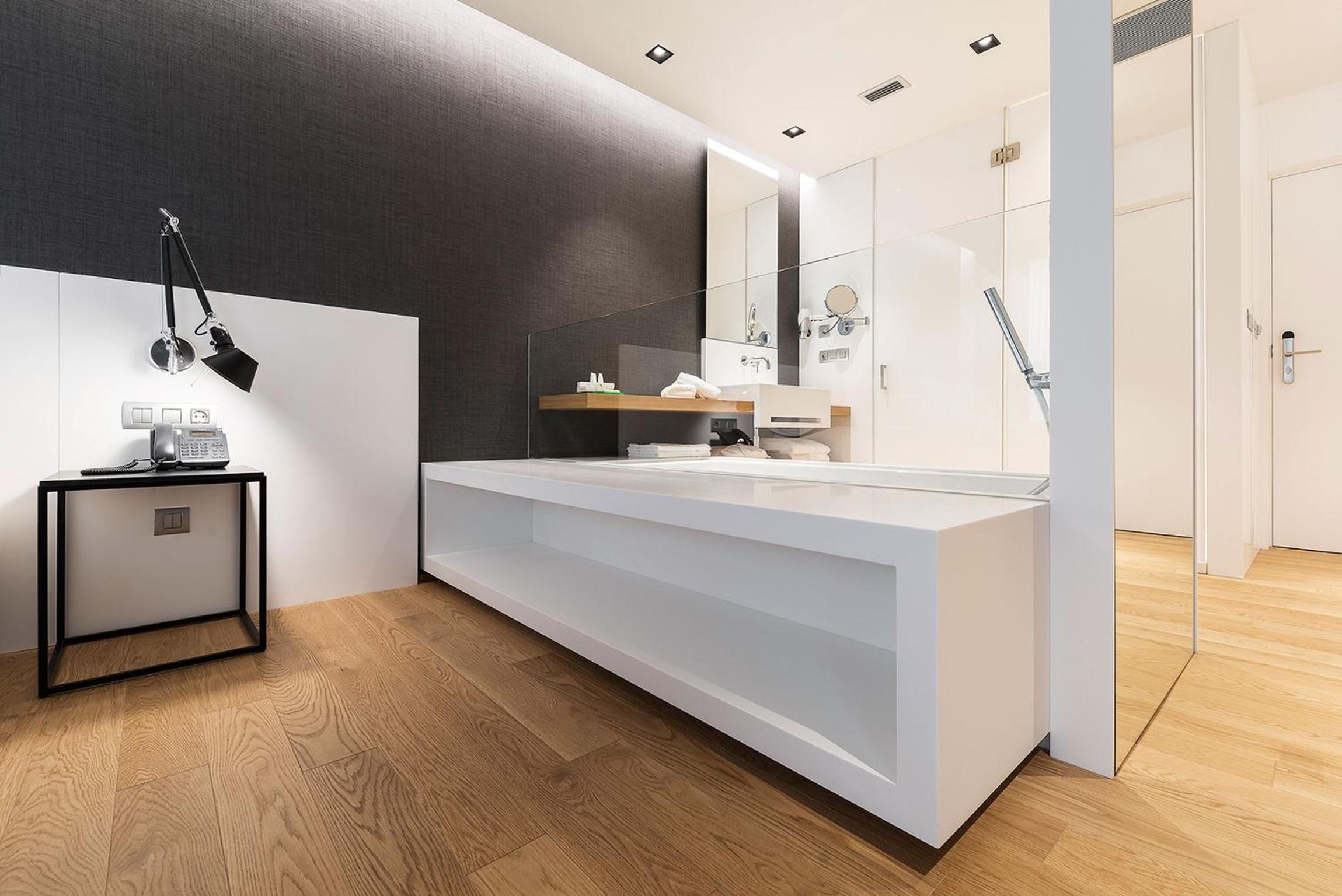 Junior Suite - Photo 11