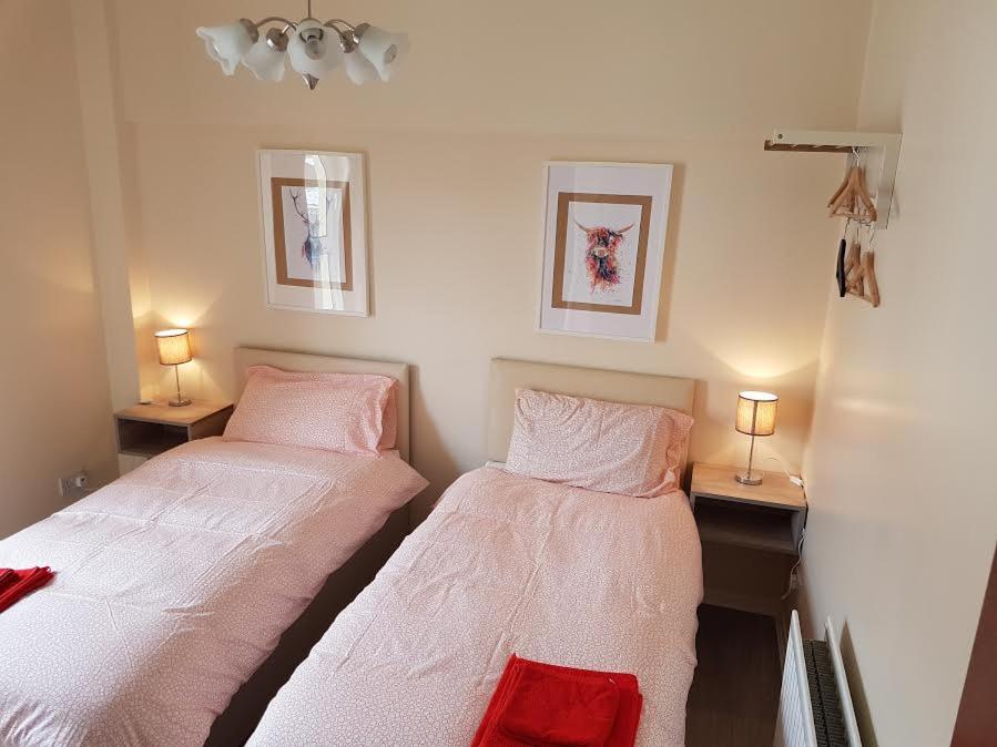 Twin Room - Photo 1
