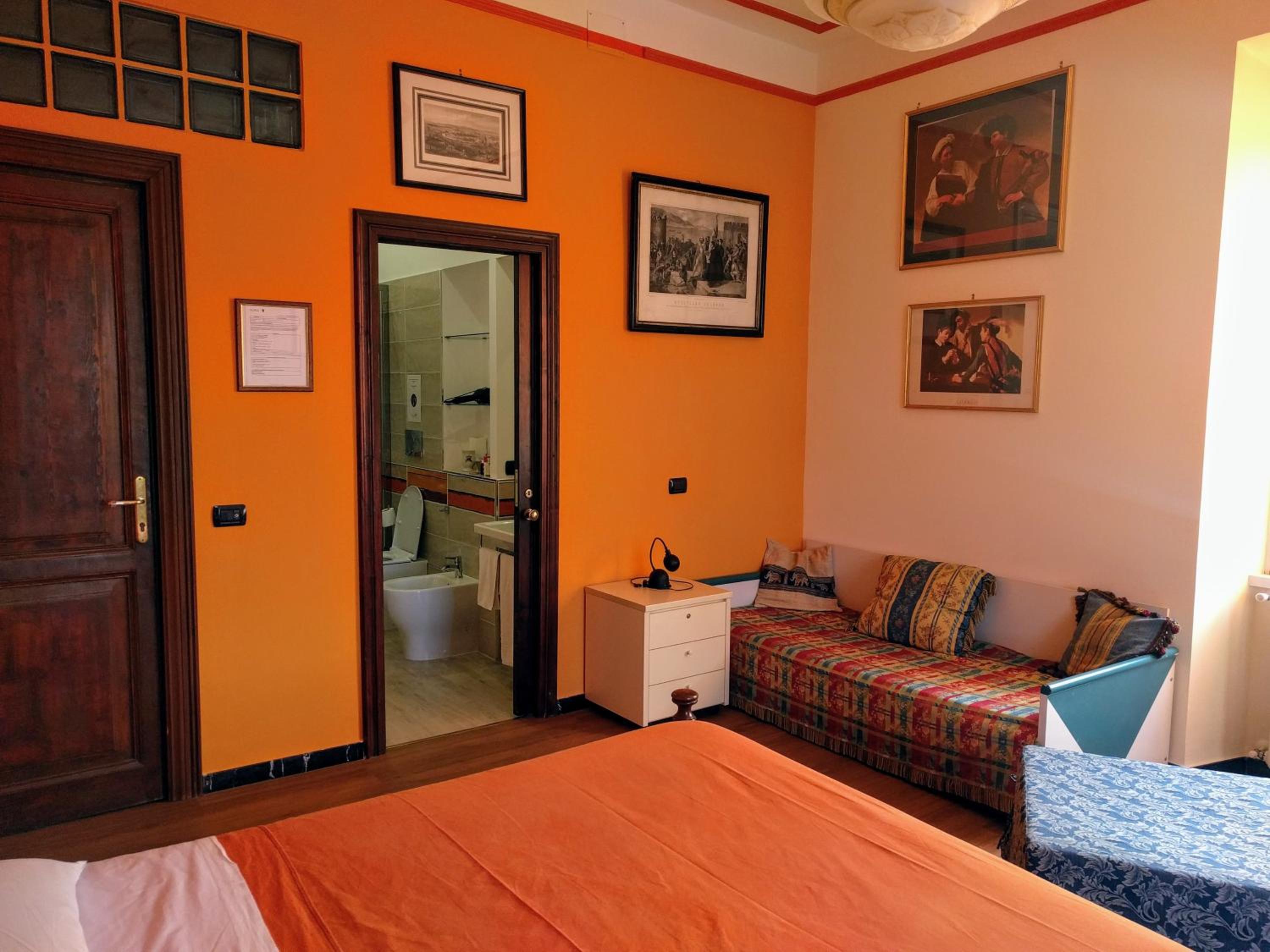 Deluxe Triple Room photo 2