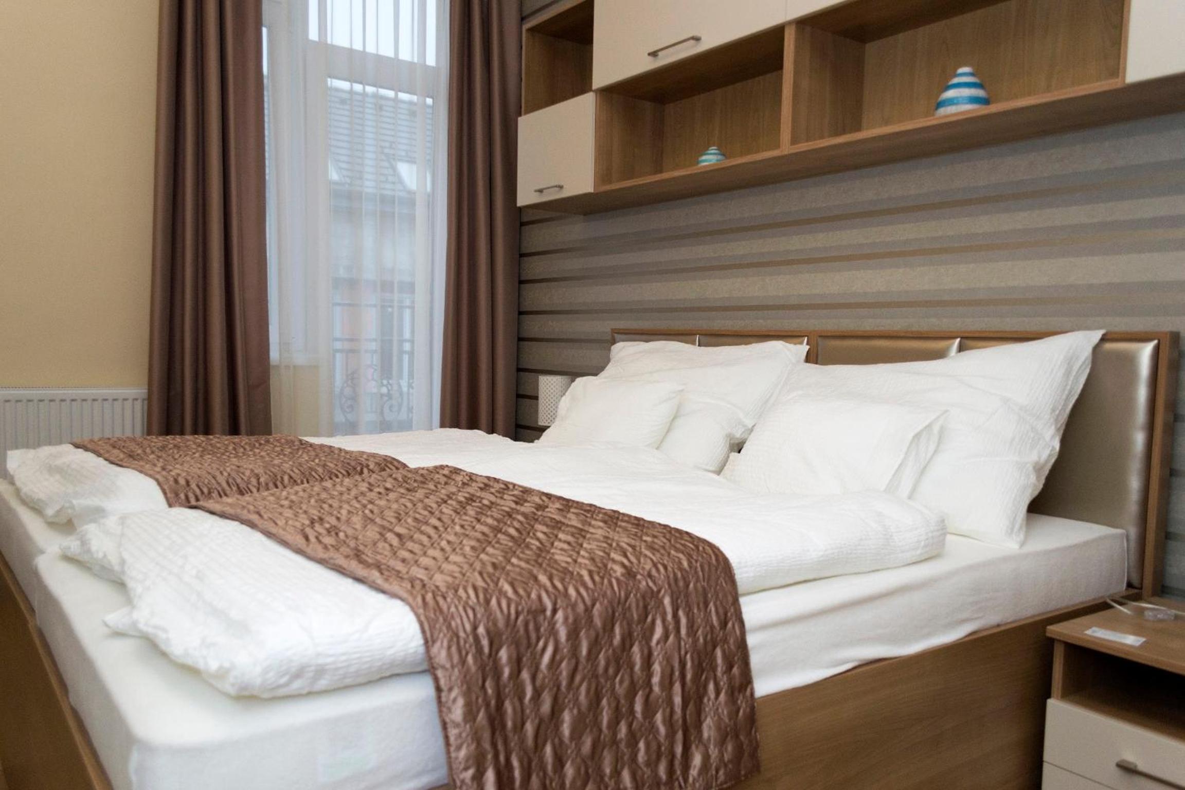 Deluxe Double or Twin Room with Balcony photo 2