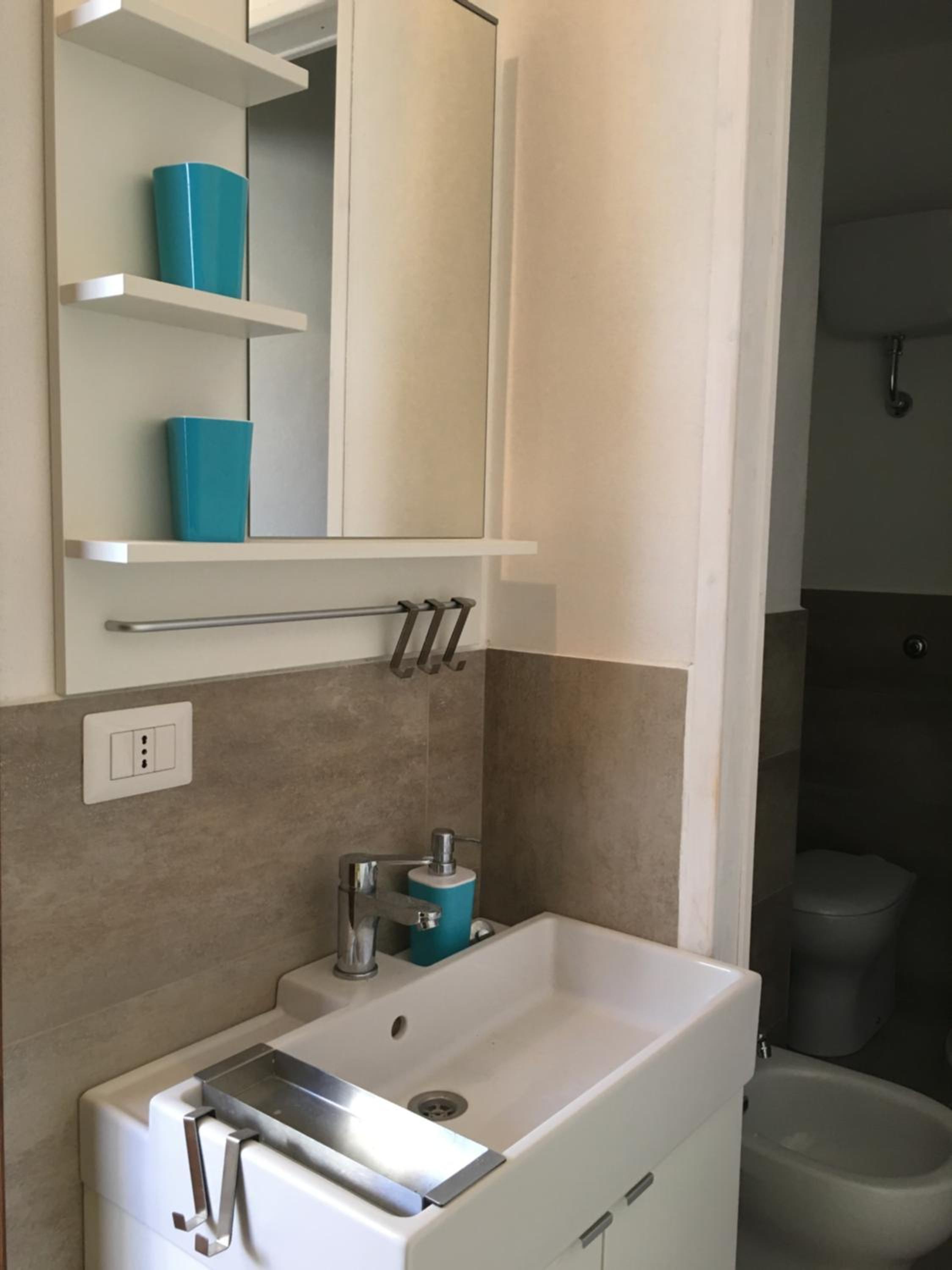 Double Room with Private Bathroom photo 3