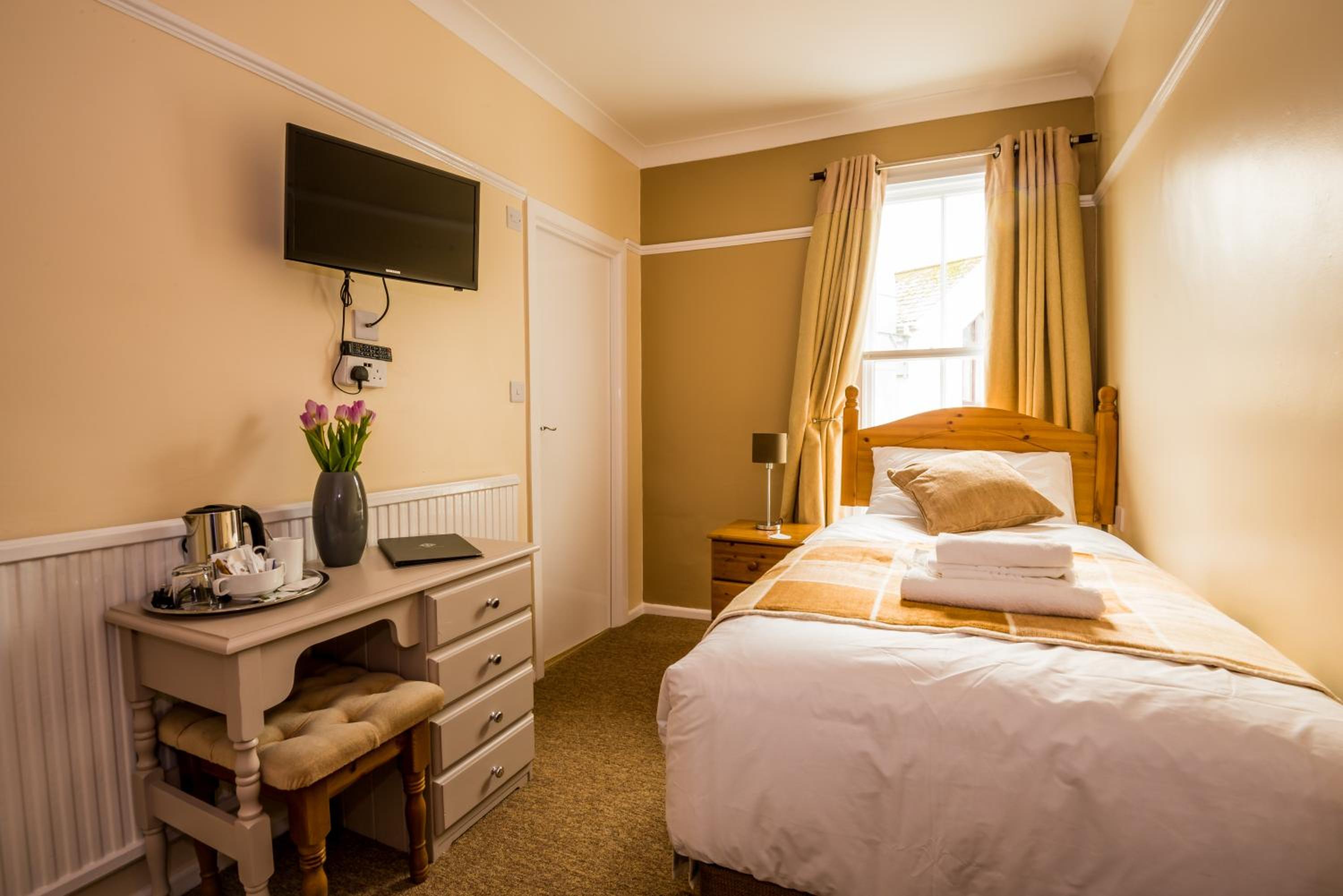 Single Room photo 1